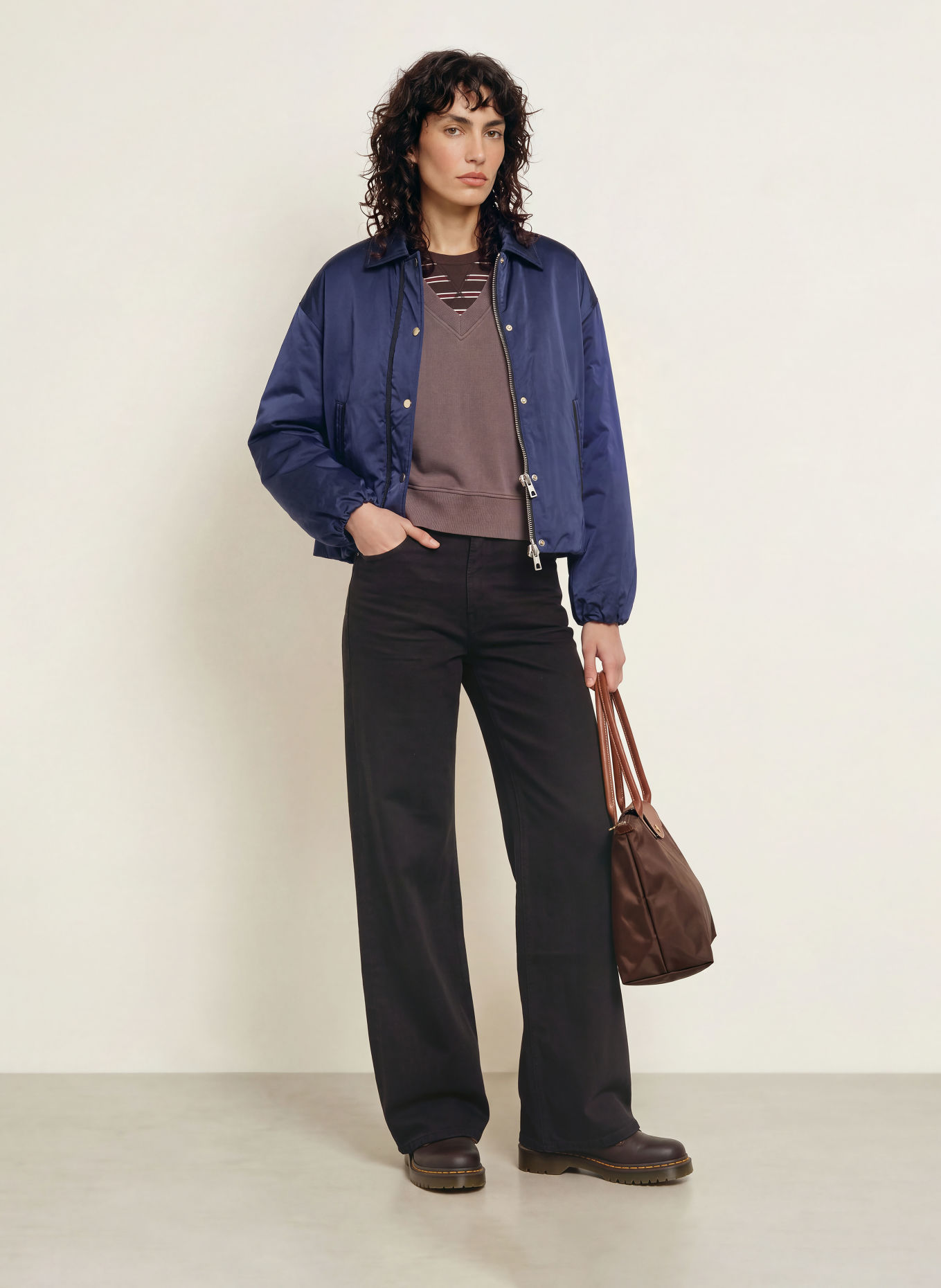IQ STUDIO Blouson: DUNKELBLAU