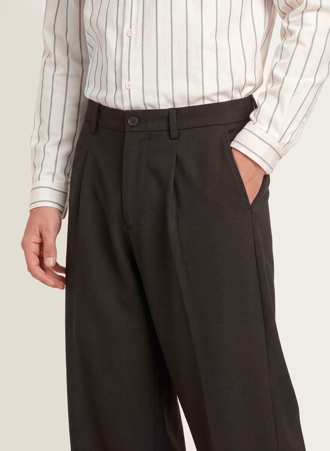 PAUL Chino coupe large: NOIR