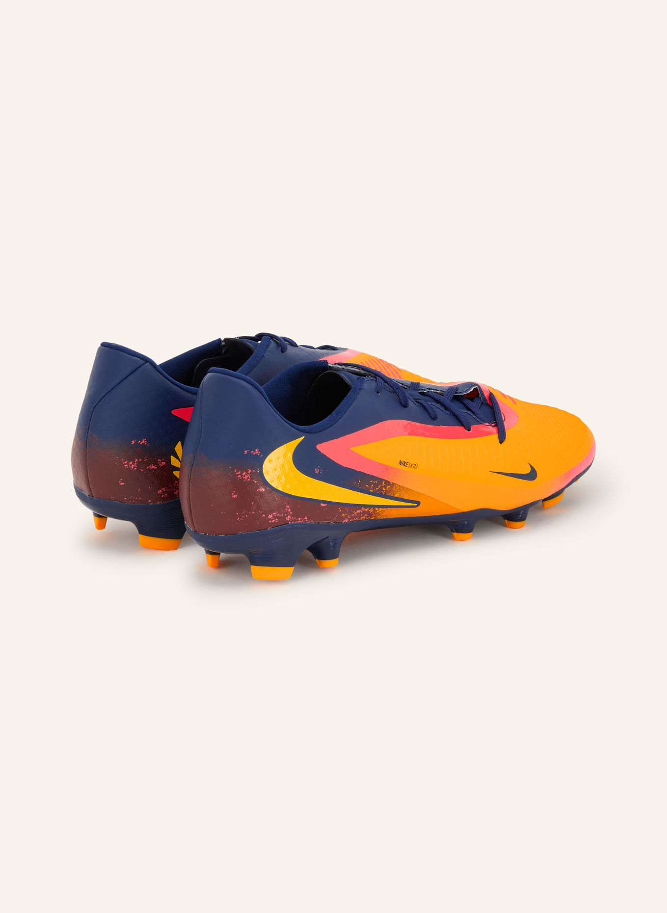 Nike Fußballschuhe PHANTOM 6 LOW ACADEMY ERLING HAALAND: NEONORANGE / NEONROT / DUNKELBLAU