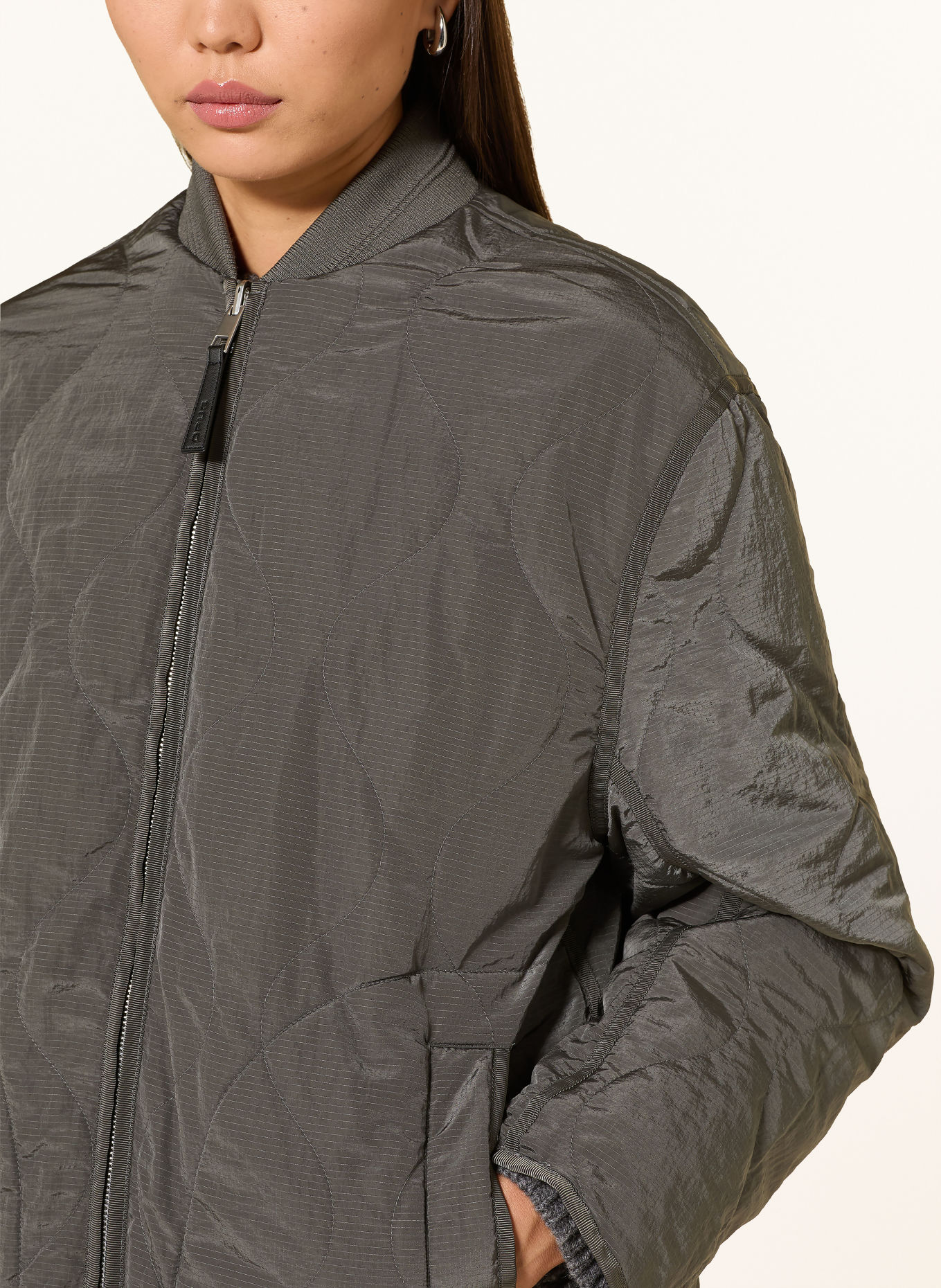 OPUS HEVON Reversible Quilted Jacket: DARK GRAY / GRAY