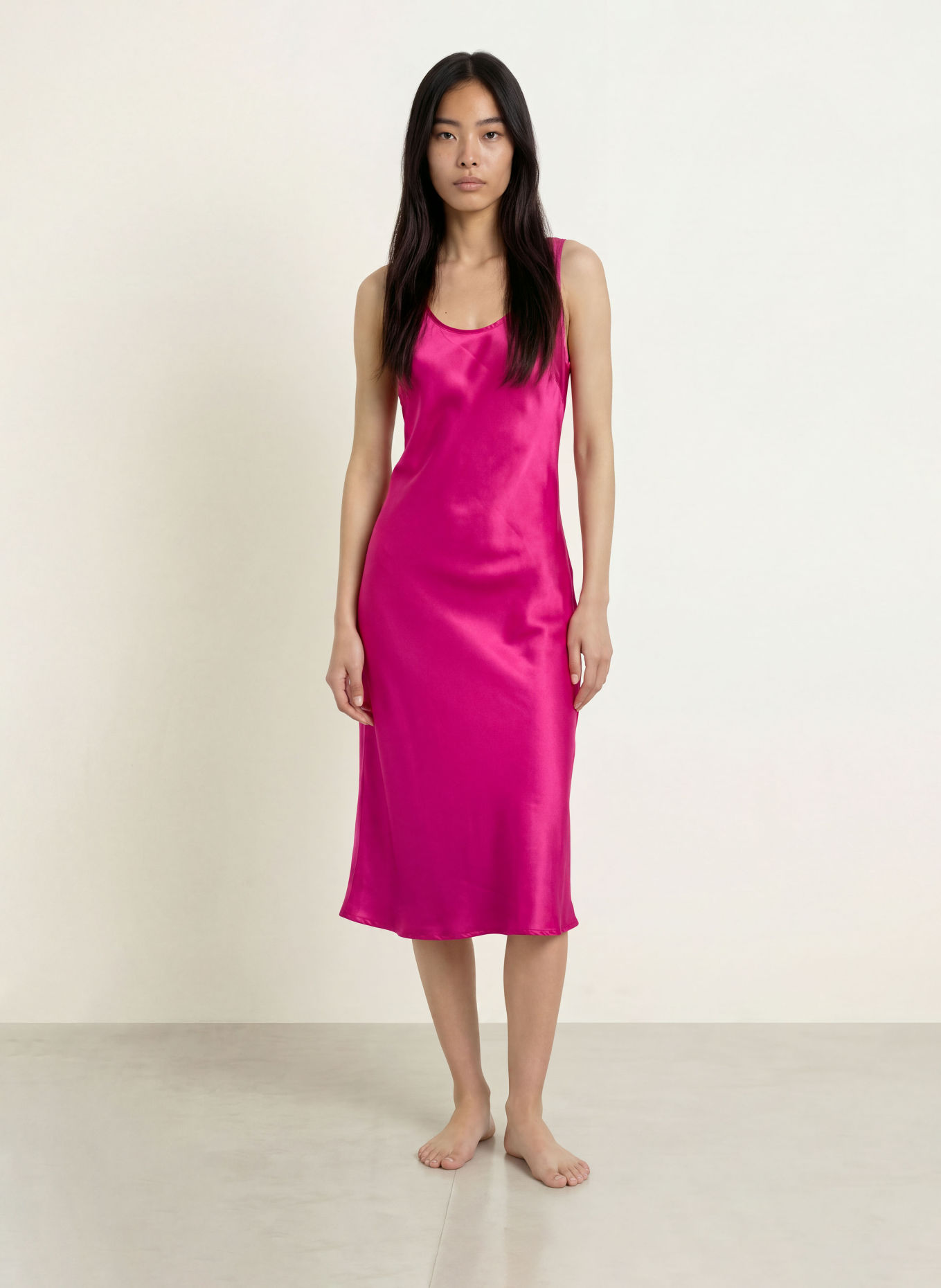 ESSENZA Chemise de nuit LUA UNI en satin: FUCHSIA