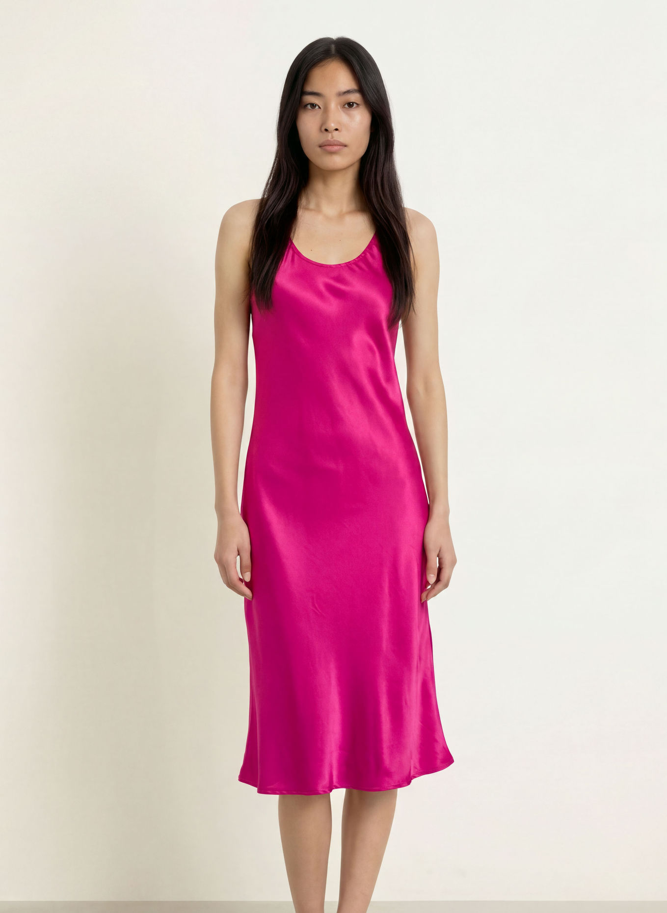 ESSENZA Chemise de nuit LUA UNI en satin: FUCHSIA