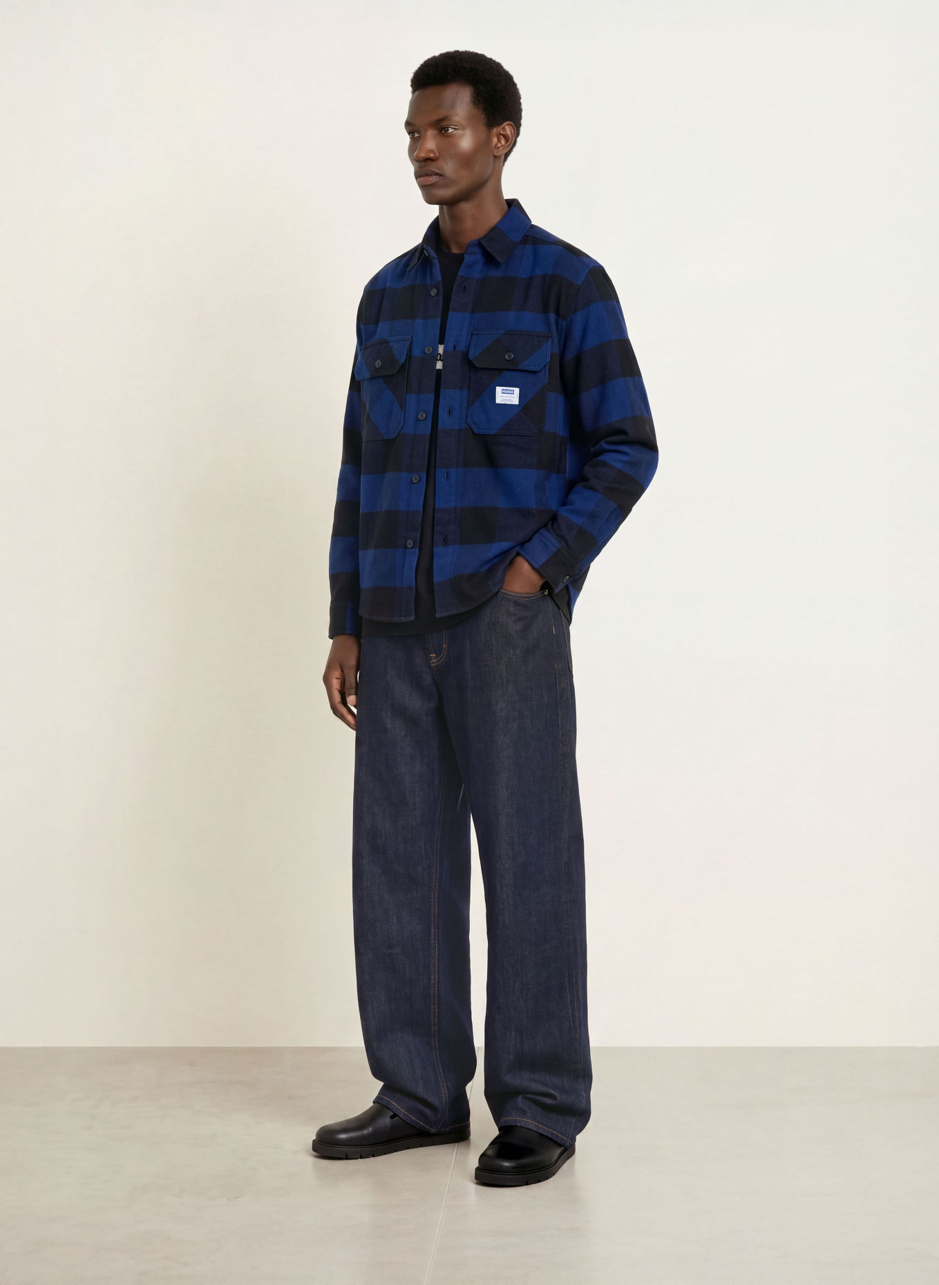 HUGO Flanellhemd EBOLT Oversized Fit: BLAU / SCHWARZ