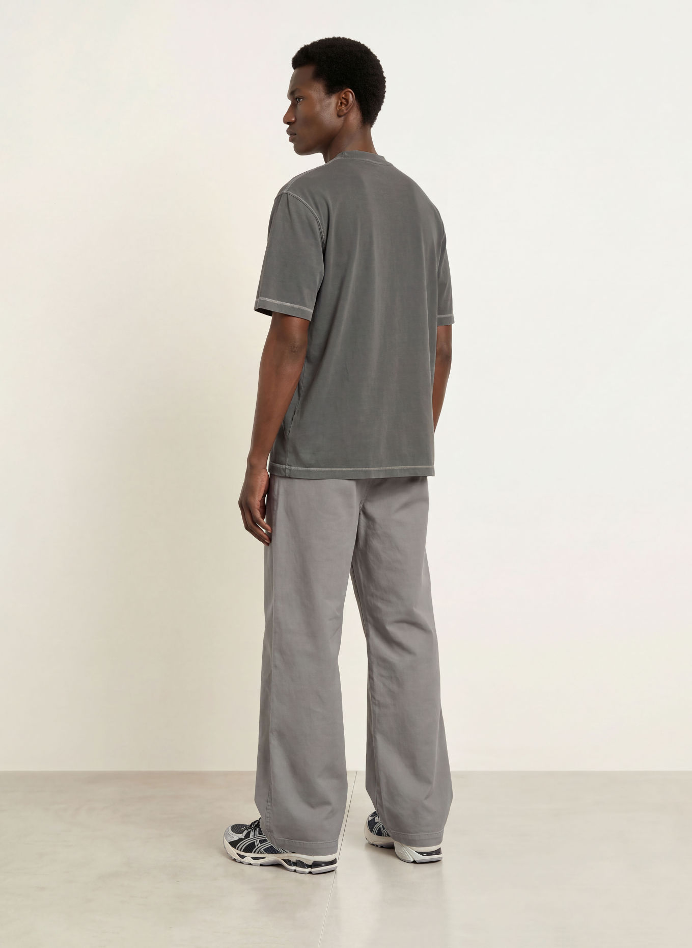 HUGO T-shirt NEVETE: DONKERGRIJS