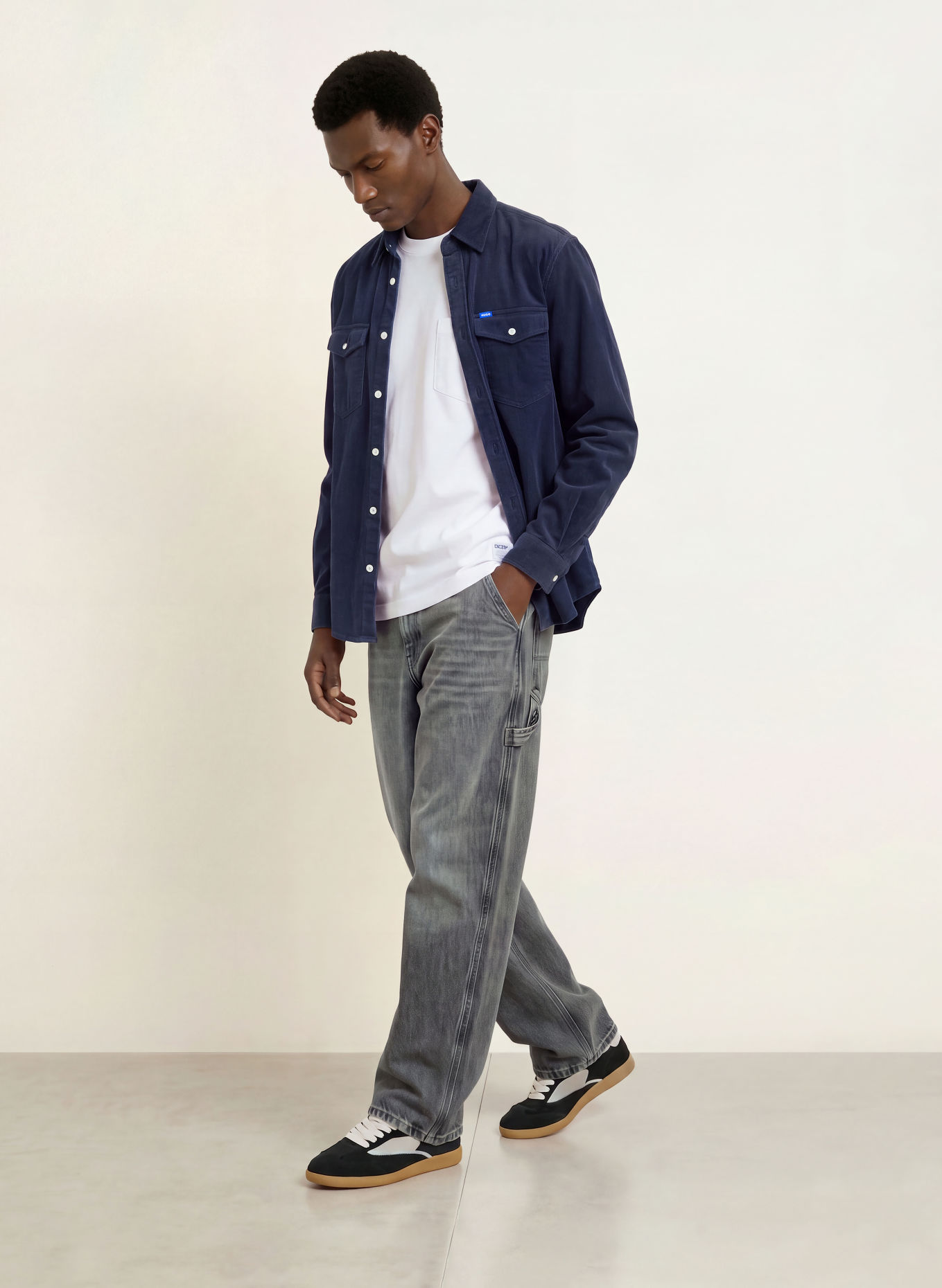 HUGO Cordhemd EBINO Comfort Fit: DUNKELBLAU