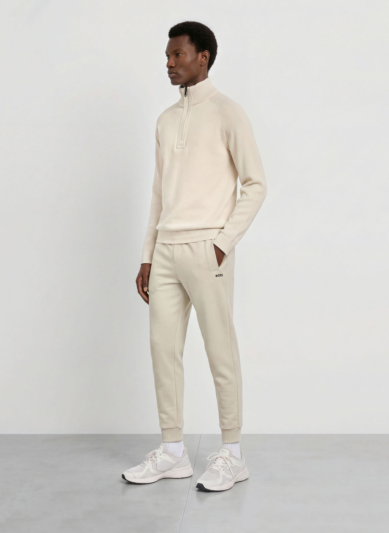 BOSS Trainingsbroek UNION HADIKO: BEIGE