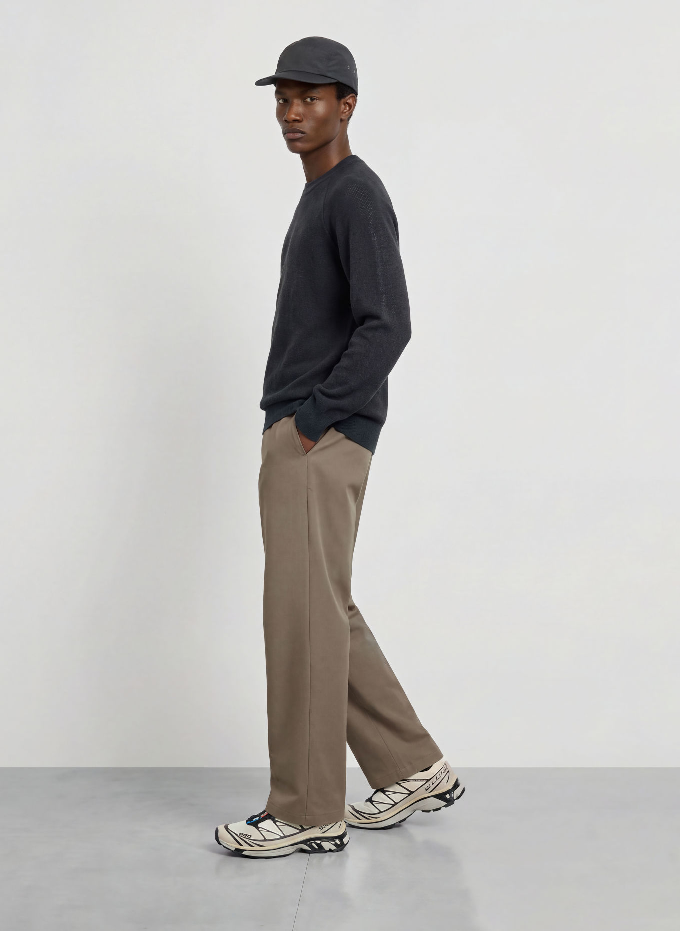 Goldwin Pullover: MØRKEGRÅ