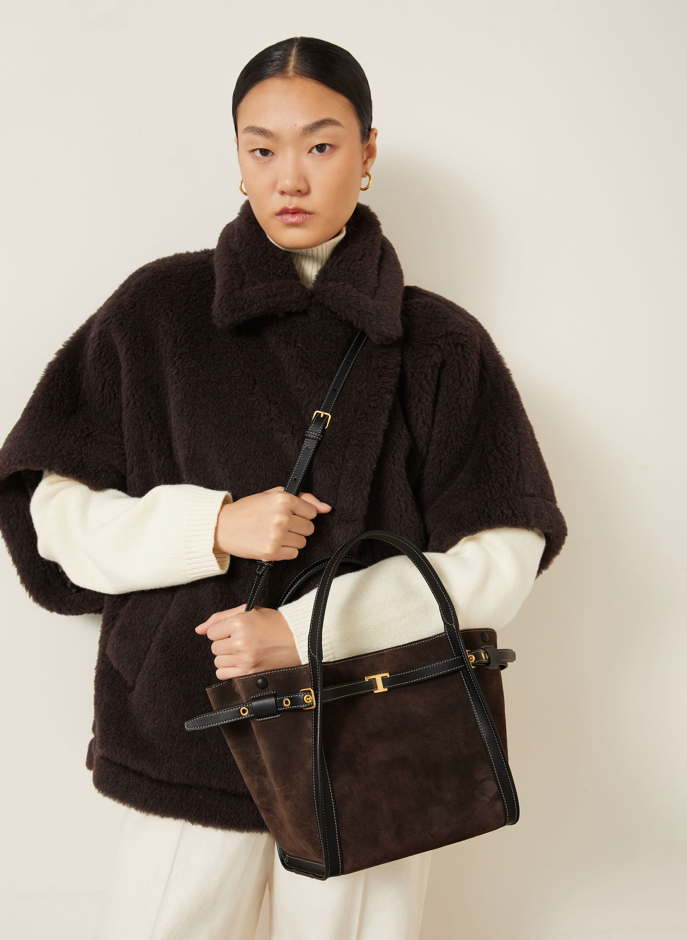 TOD'S Shoppers T SIGNATURE SMALL: MARRON FONCÉ / GOUD