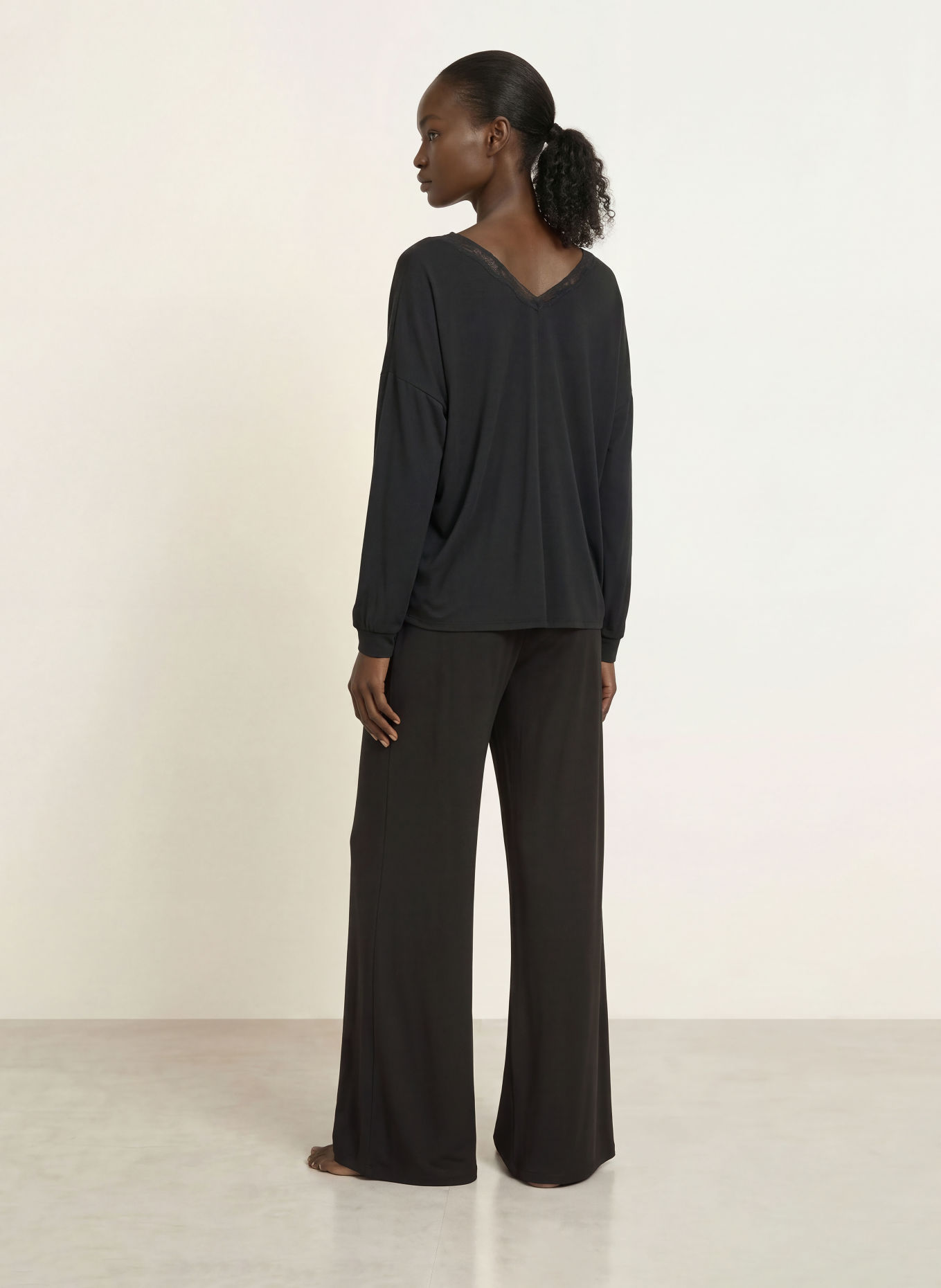 BOSS BLOSSOM Pajama Bottoms with Lace: BLACK