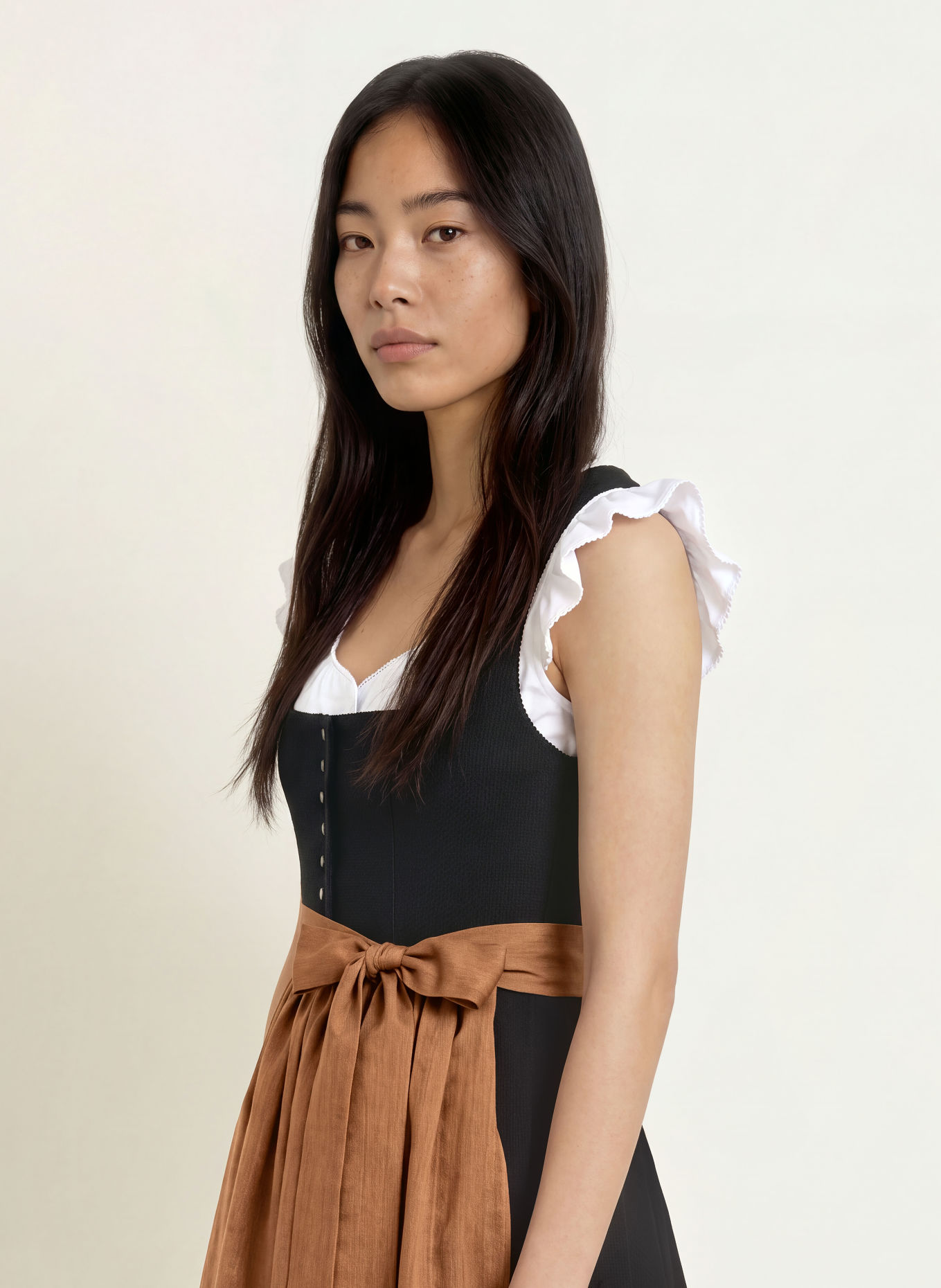 Grasegger Dirndl BRIANNA: SCHWARZ / BRAUN
