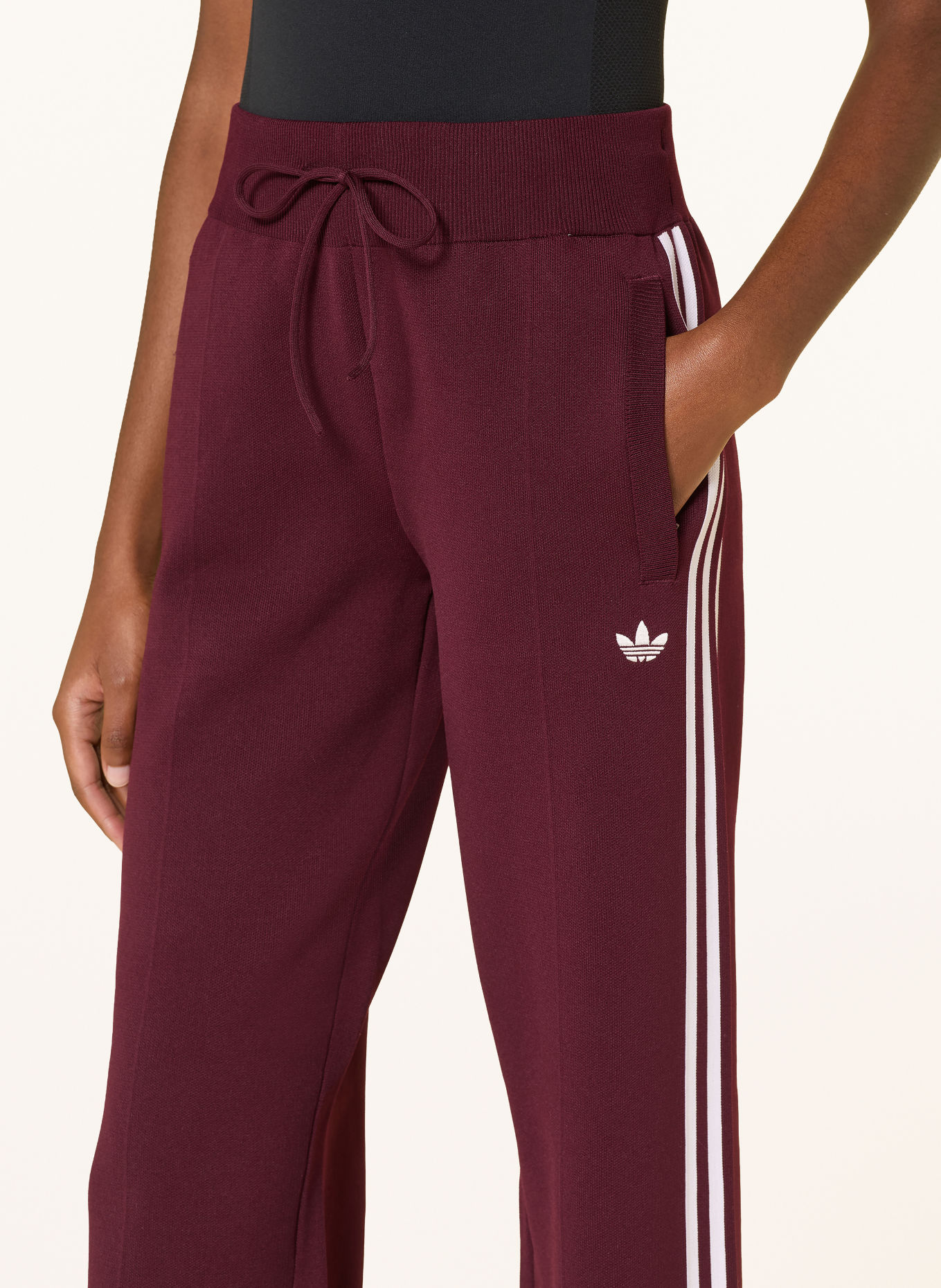 adidas Originals Track Pants: DUNKELROT / WEISS