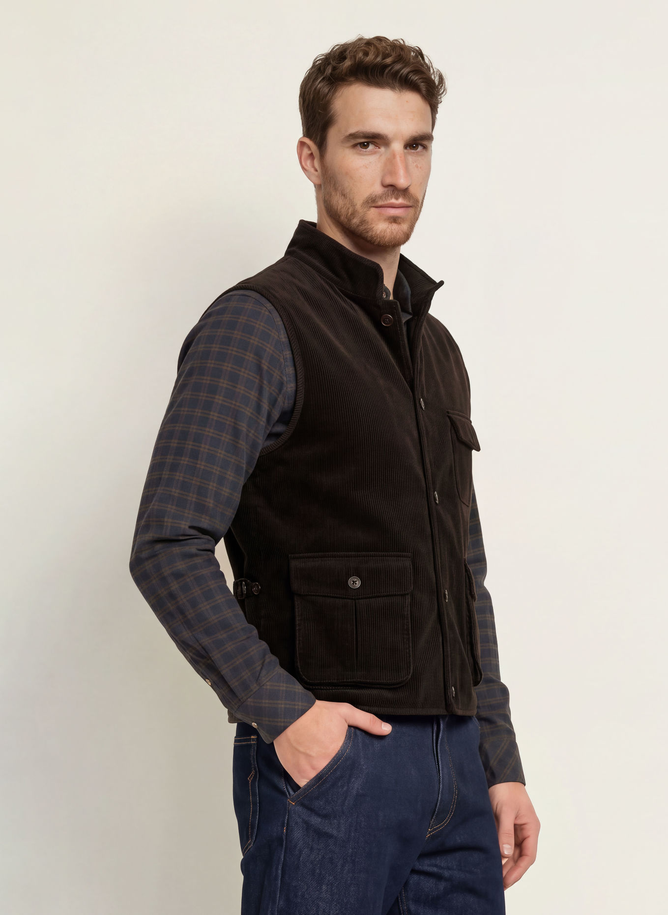 Grasegger Traditioneel gilet HOCHRIES van corduroy: MARRON FONCÉ