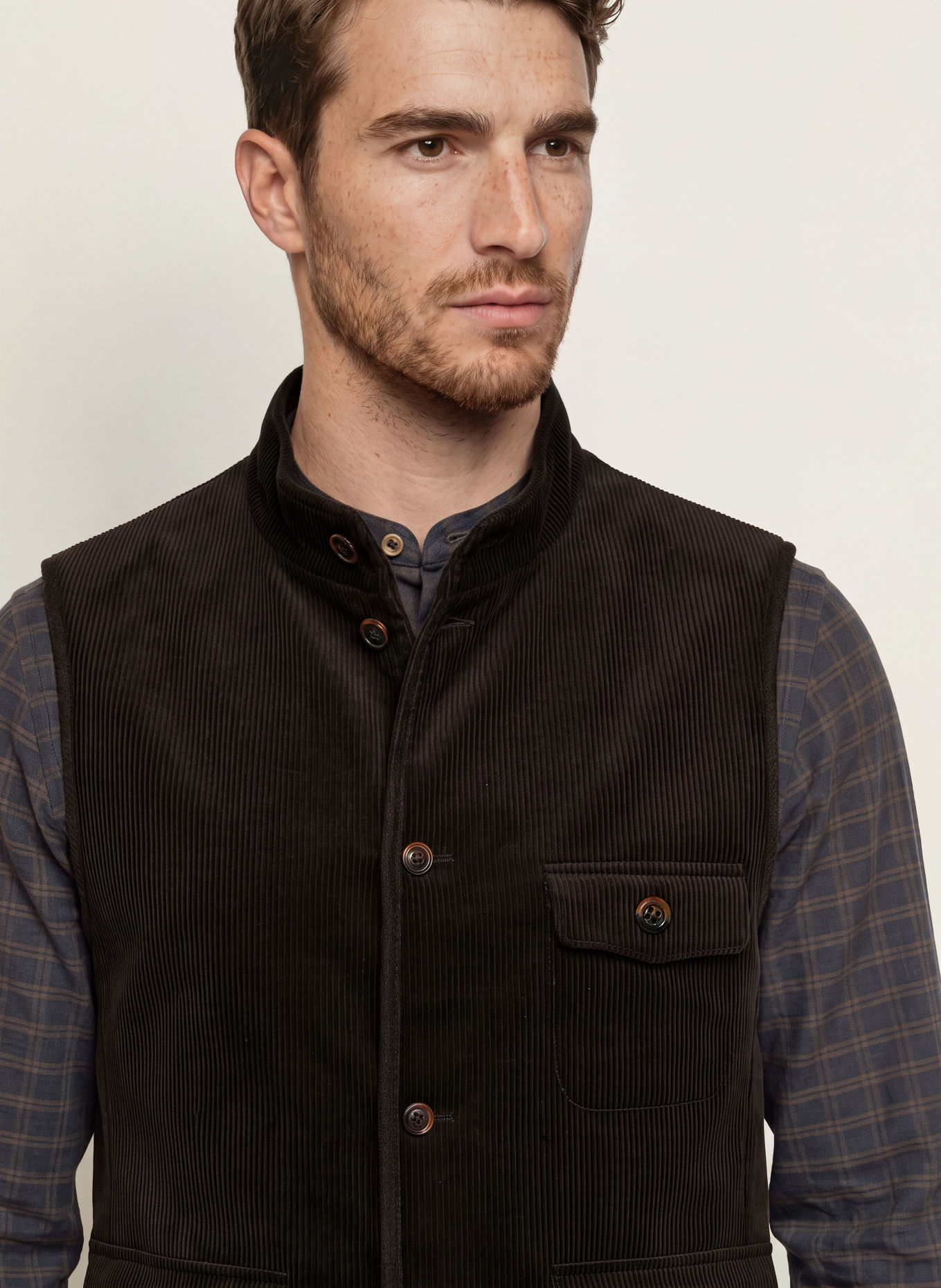 Grasegger Traditioneel gilet HOCHRIES van corduroy: MARRON FONCÉ
