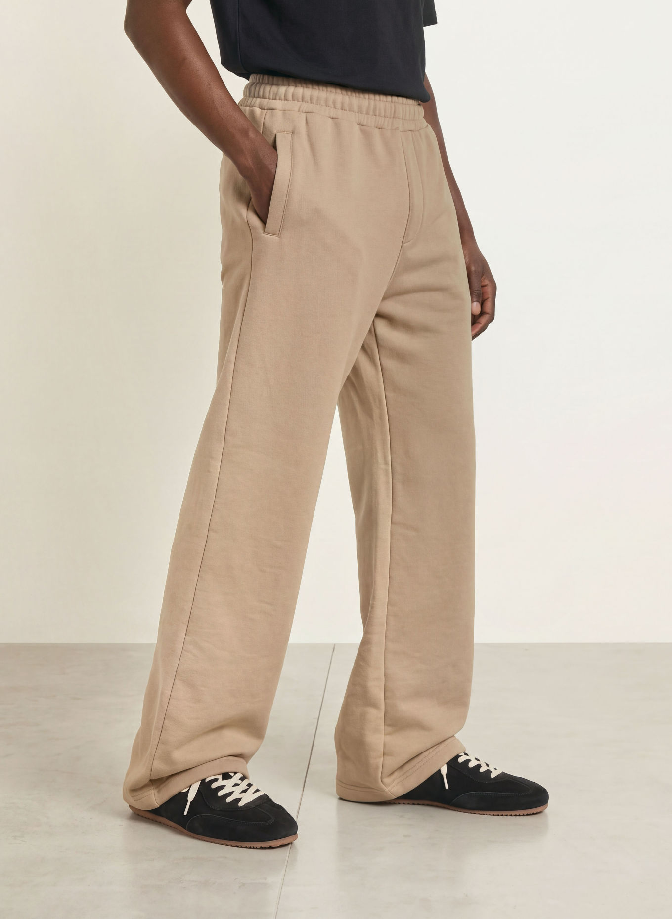 PEGADOR Sweatpants: BEIGE