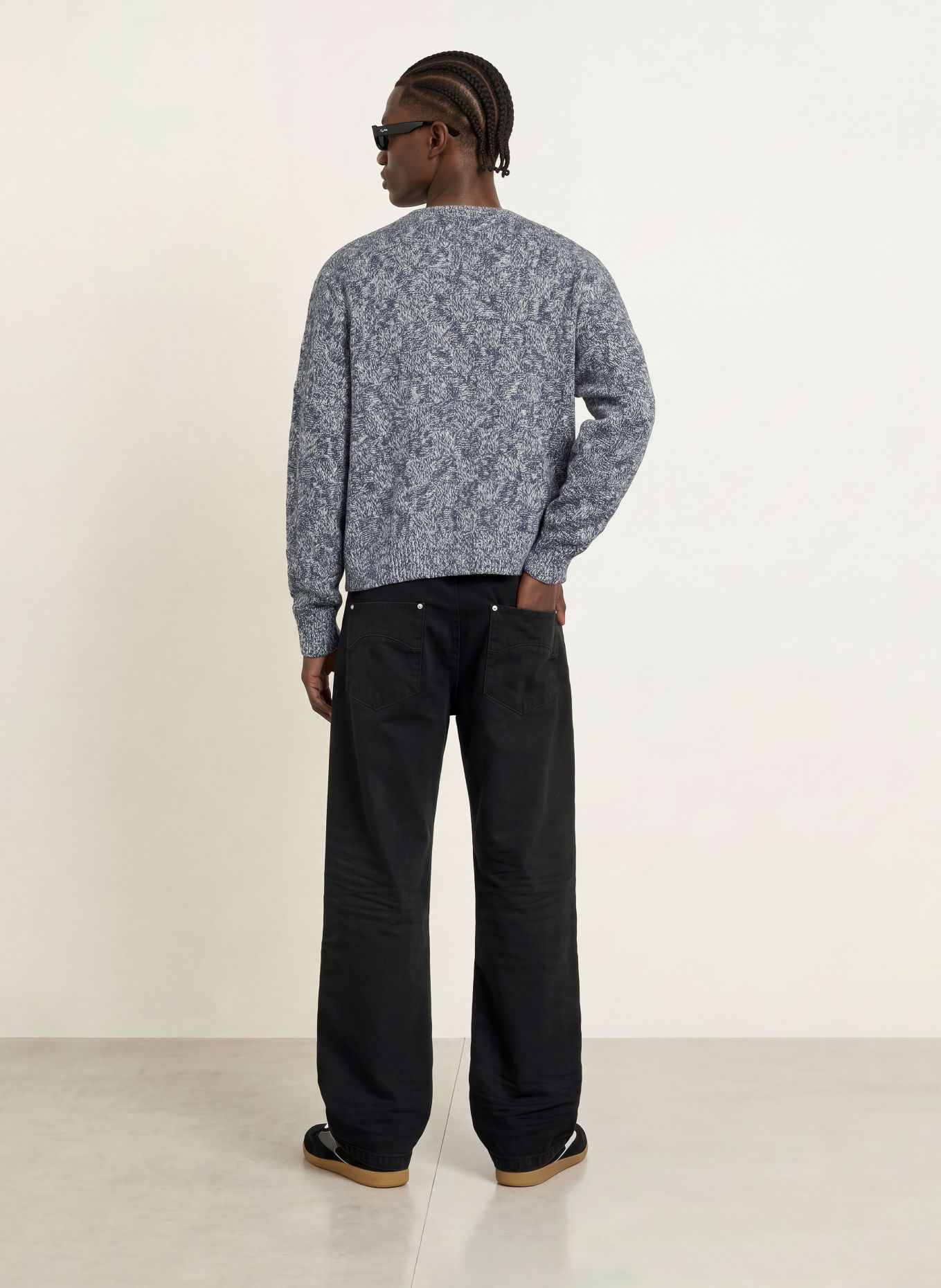 RETERNITY Jeans ESSENTIAL Straight Fit: DEEP BLACK