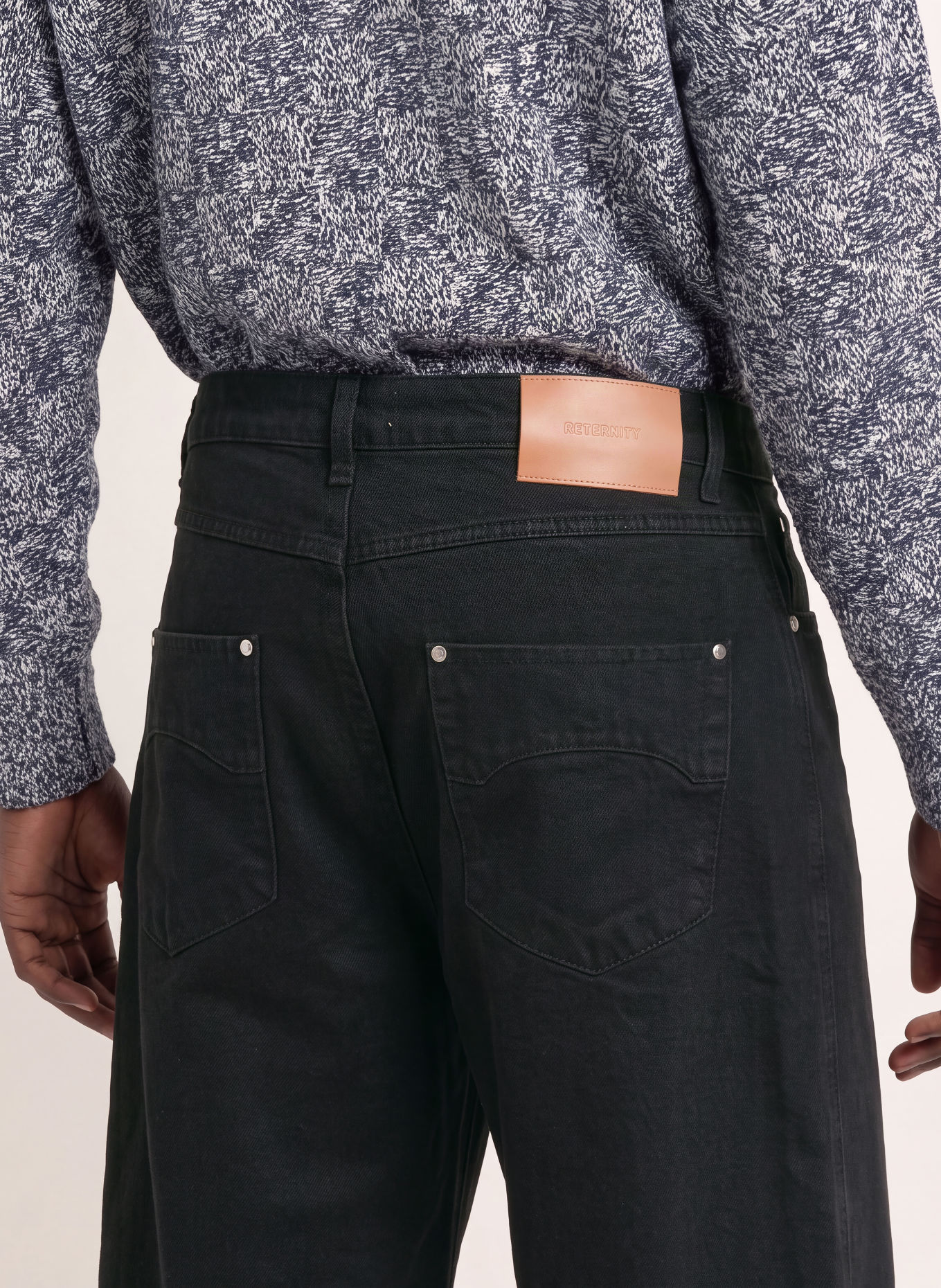 RETERNITY Jeans ESSENTIAL Straight Fit: DEEP BLACK