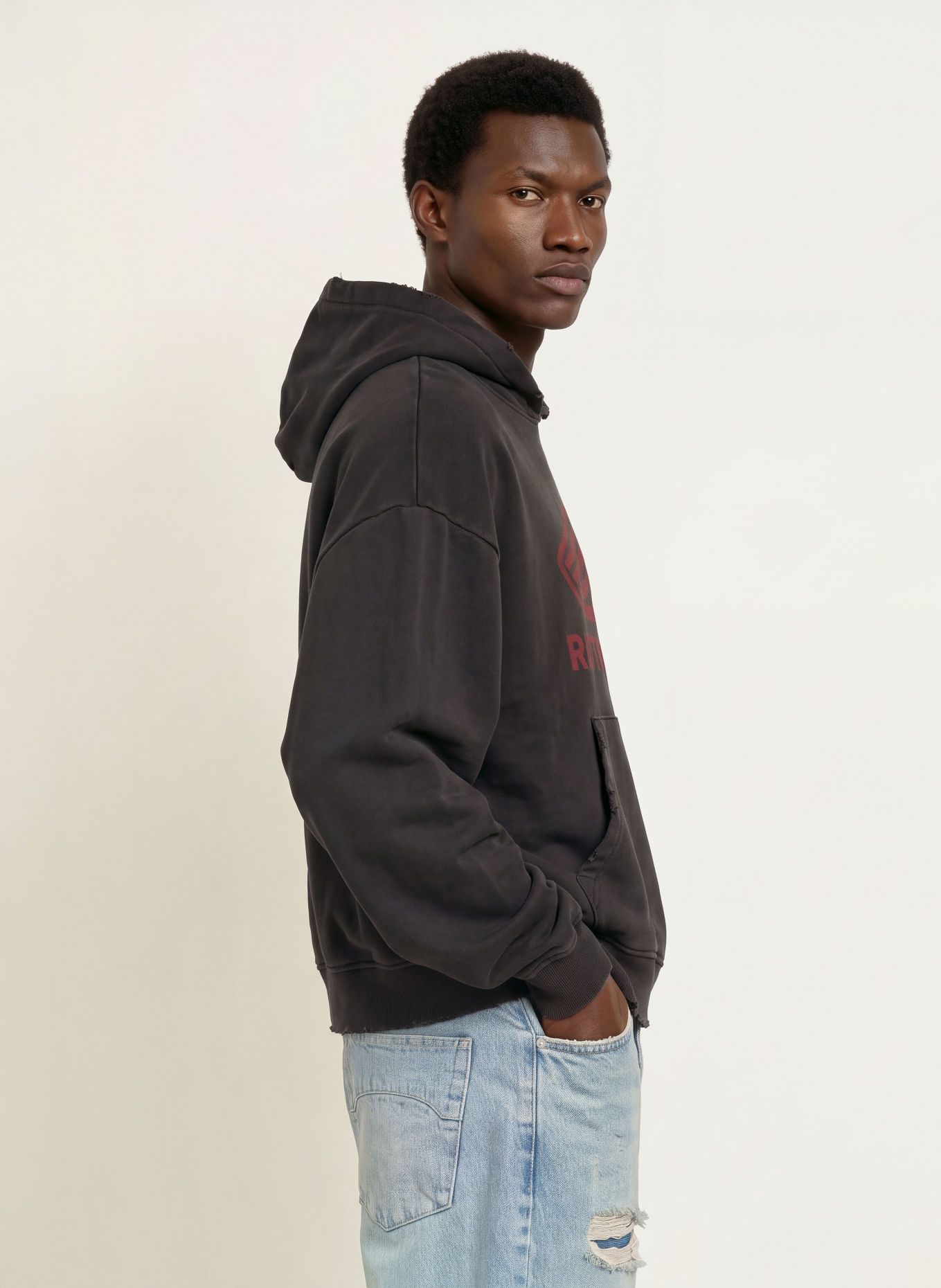 RETERNITY Hoodie AERO: DONKERGRIJS / DONKERROOD