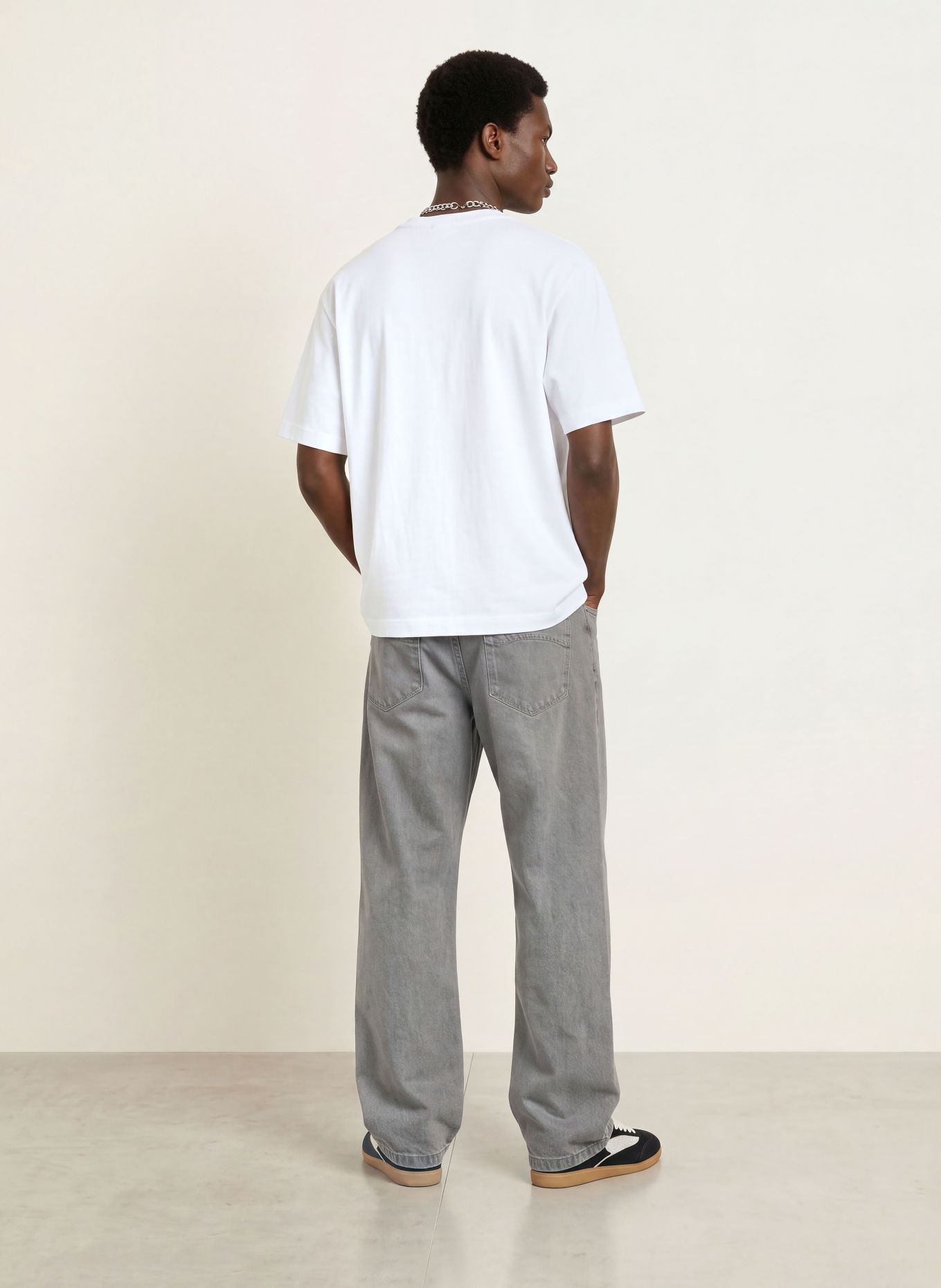 RETERNITY SOMEWHERE SOMEHOW T-shirt: WHITE / BLACK