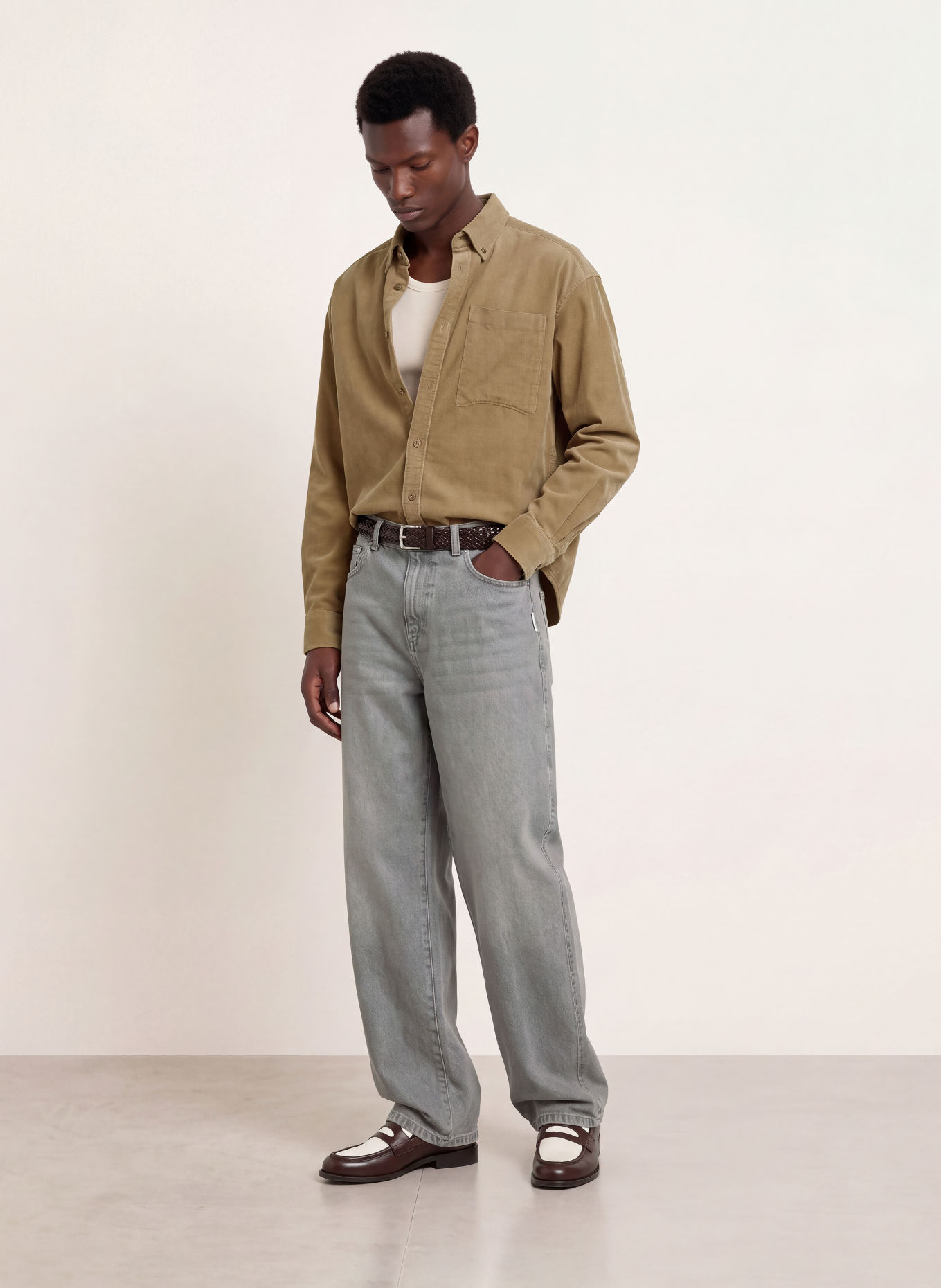 RETERNITY Cordoverhemd SIGNE Comfort Fit: BRUIN