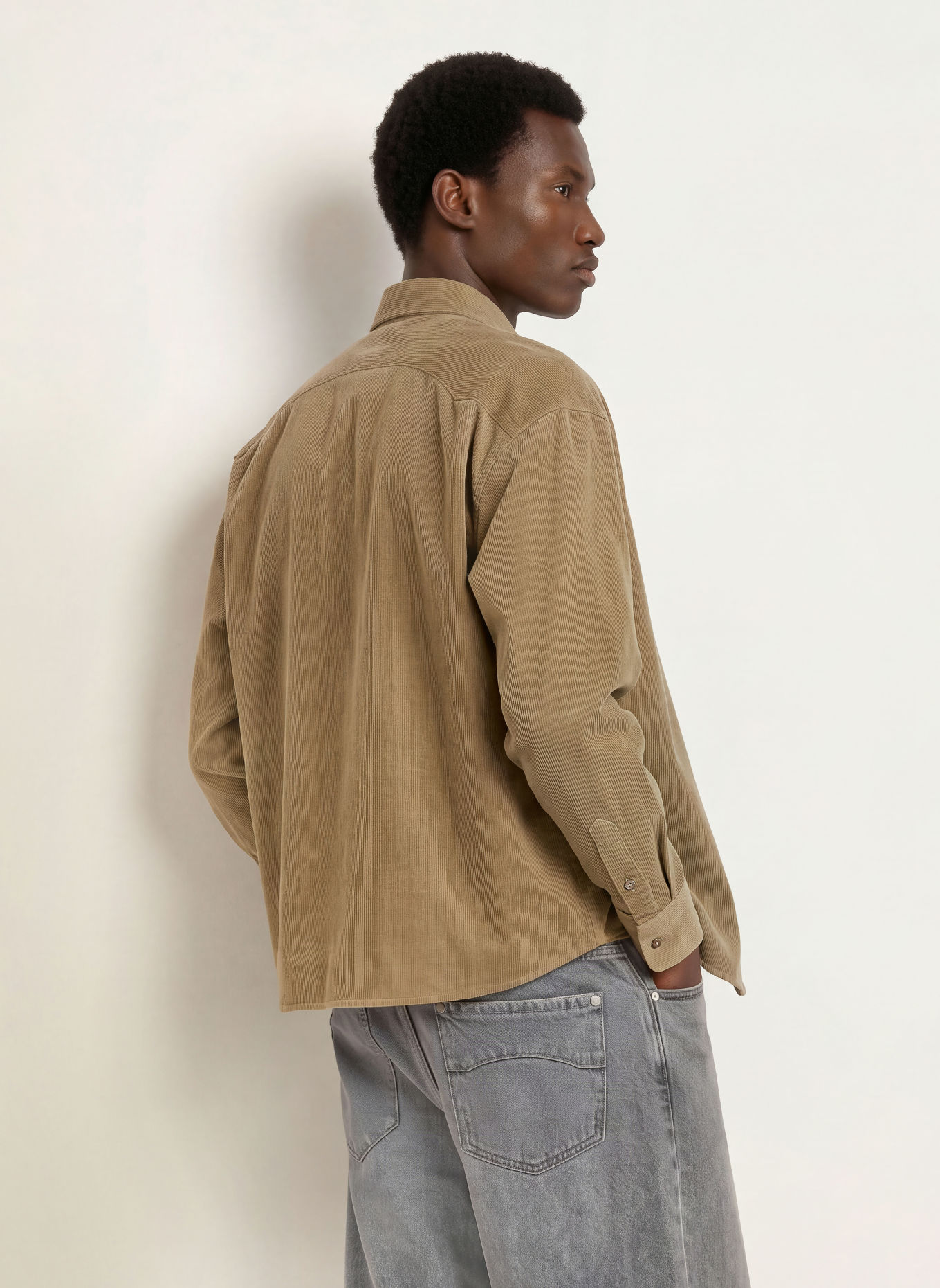 RETERNITY Cordoverhemd SIGNE Comfort Fit: BRUIN