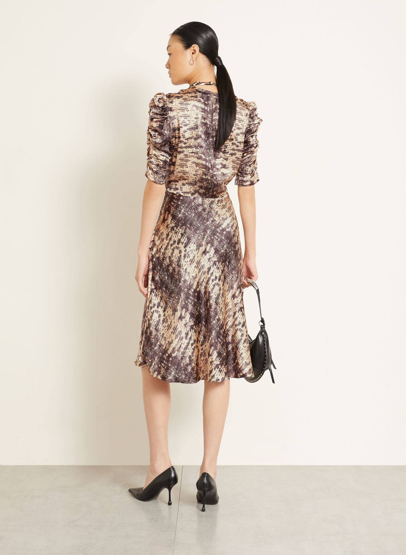ISABEL MARANT Robe de cocktail LEMILA en soie à manches 3/4: BEIGE / TAUPE