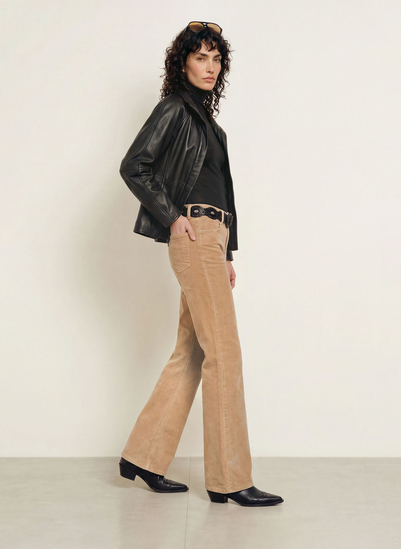 HAIKURE Cordhose KOREA: CAMEL