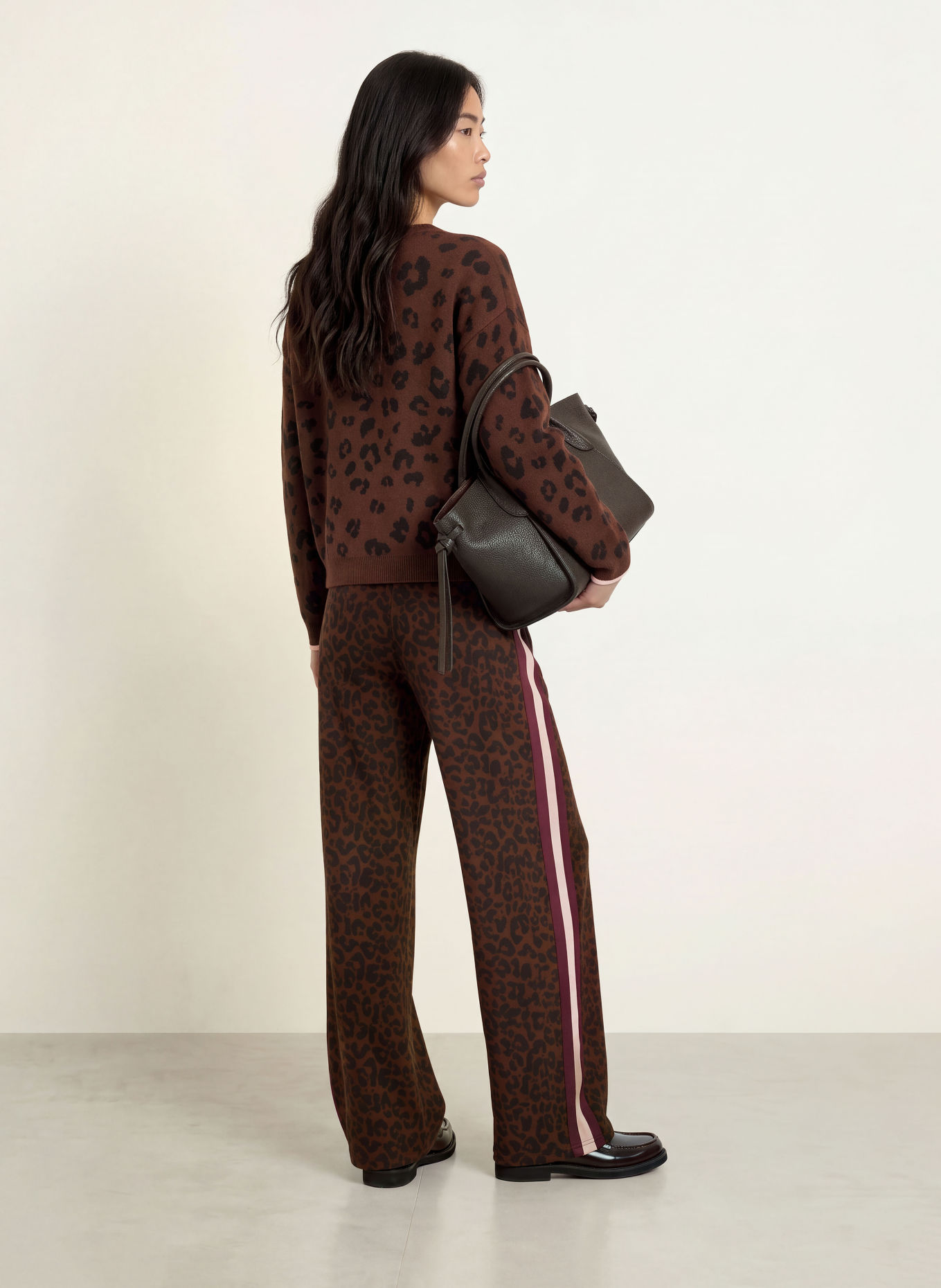 Miss Lagotte Pull: MARRON FONCÉ / ROSE CLAIR / NOIR