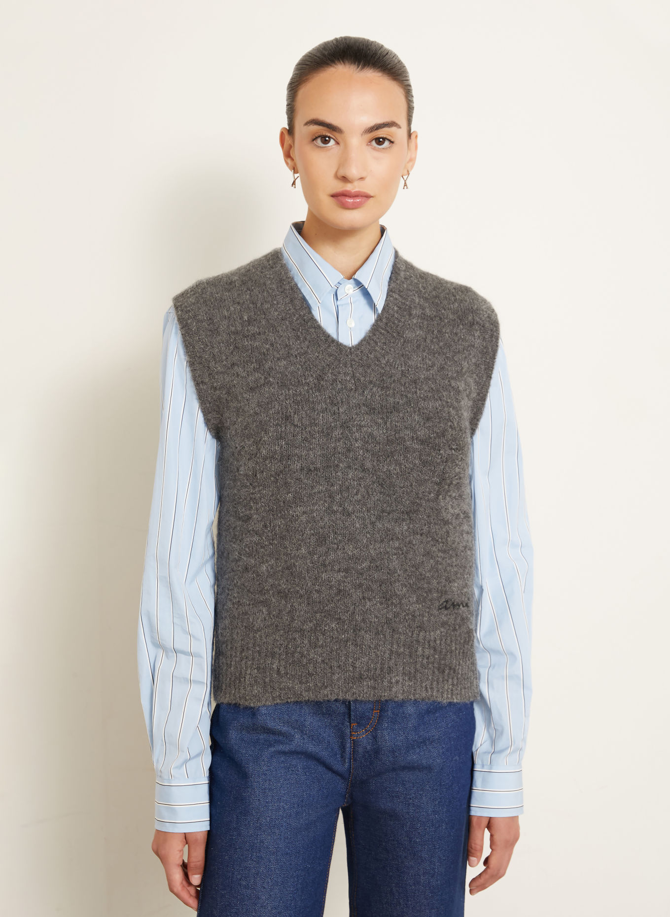AMI PARIS Alpaca Sweater Vest: GRAY