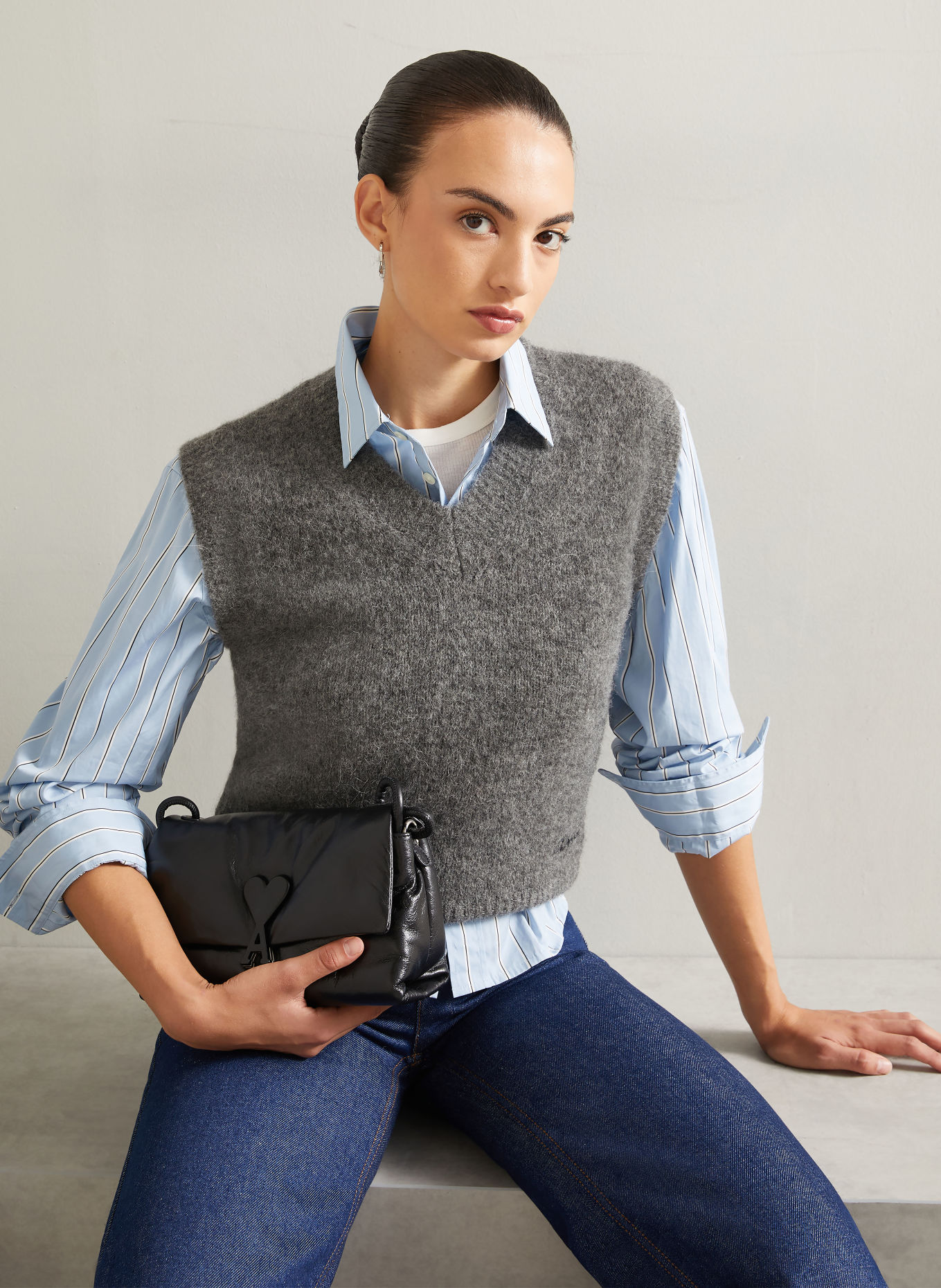 AMI PARIS Alpaca Sweater Vest: GRAY