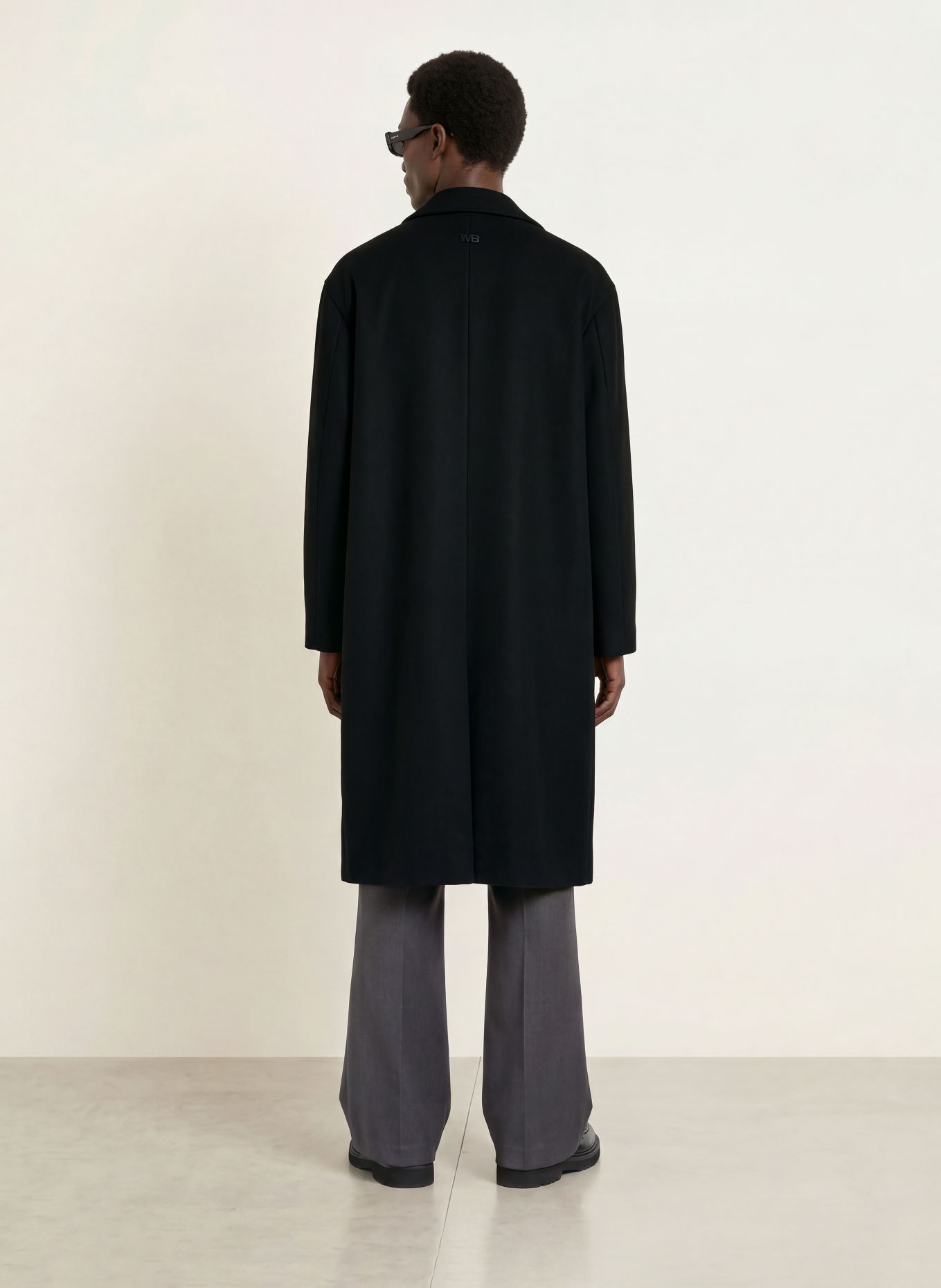 I'M BRIAN Oversized-Mantel: ZWART