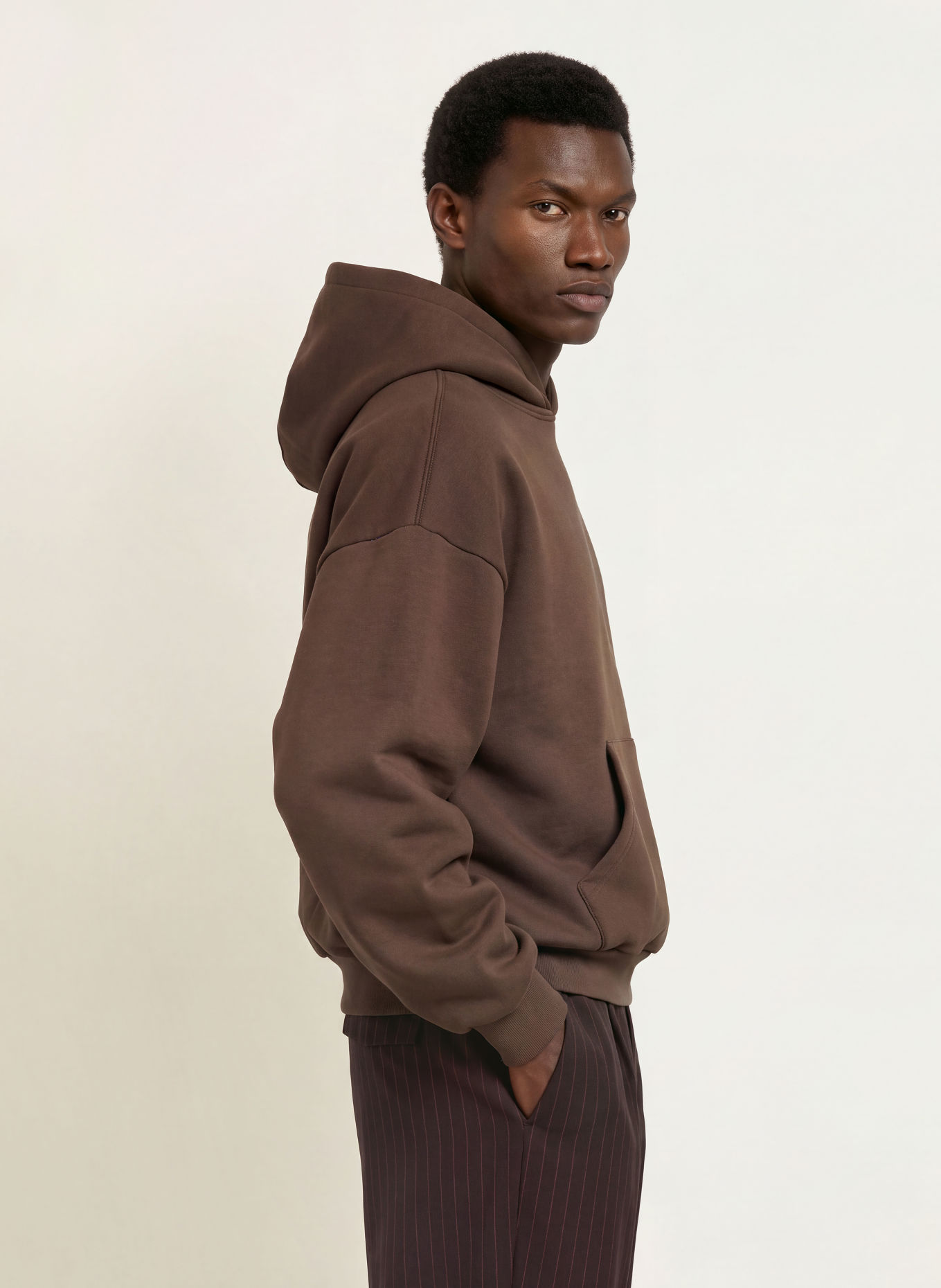 WRSTBHVR Hoodie GARM V6: DUNKELBRAUN