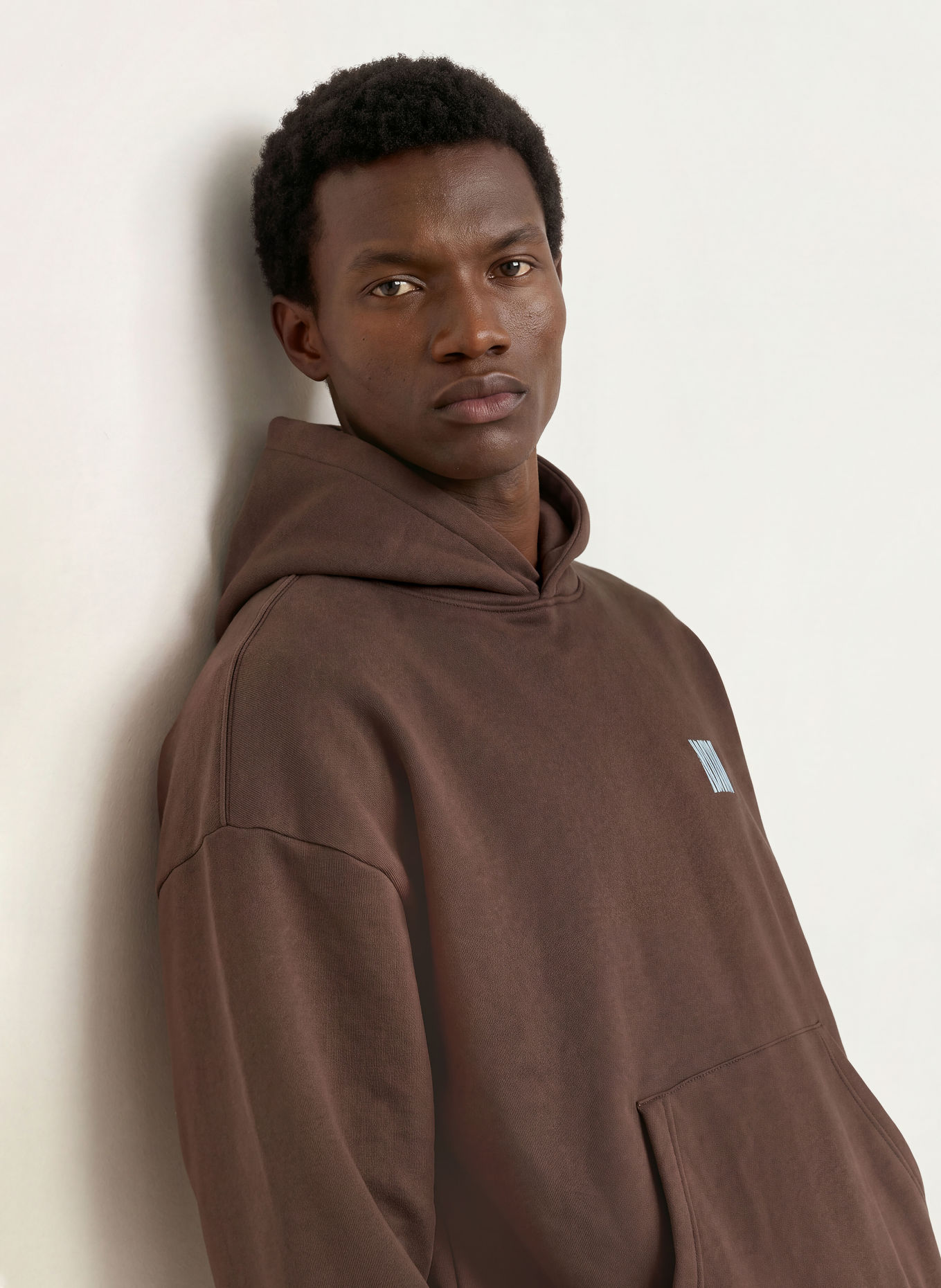 WRSTBHVR Hoodie GARM V6: DUNKELBRAUN