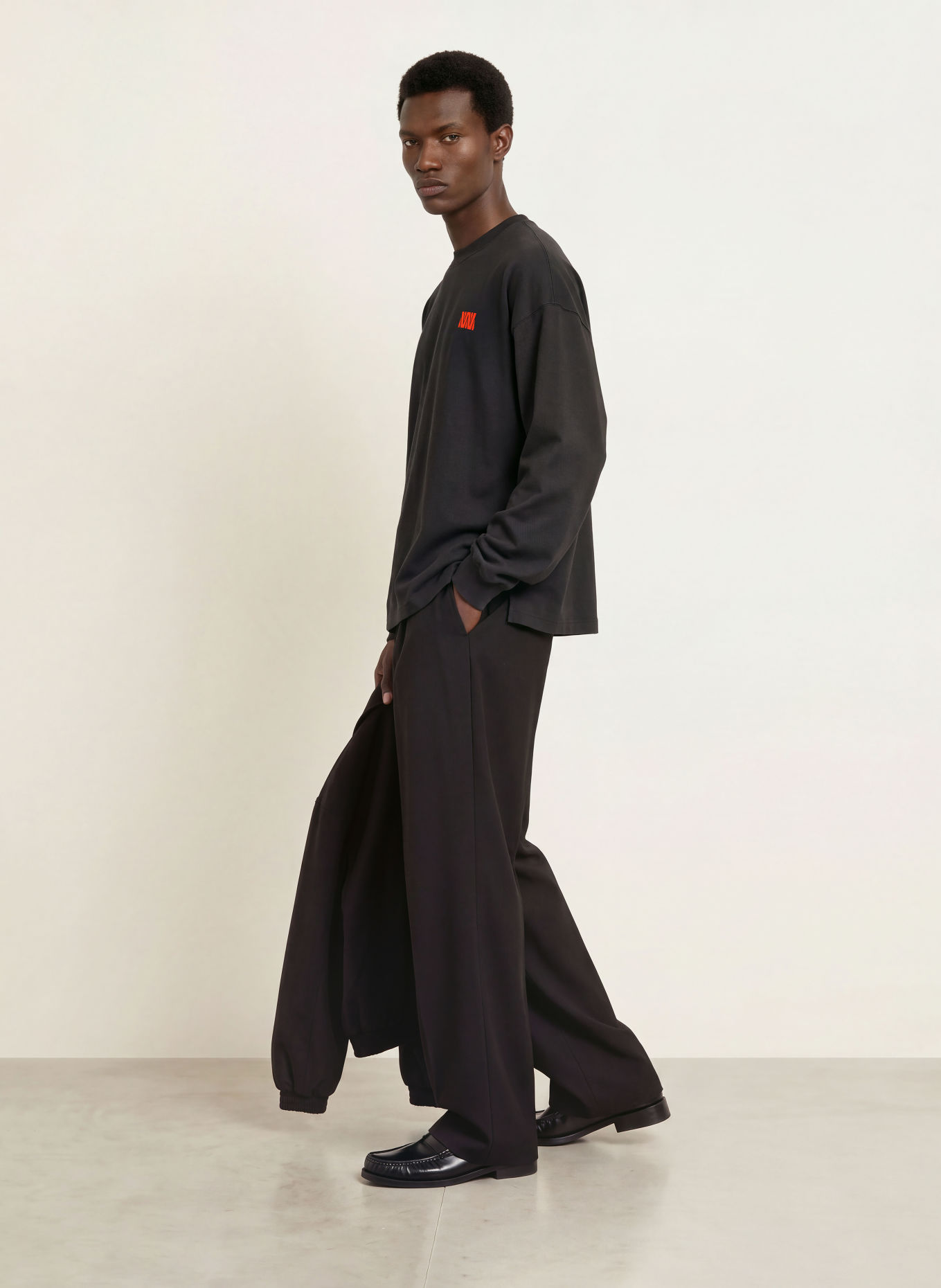 WRSTBHVR Long-sleeve shirt STUDIO V14: BLACK / RED