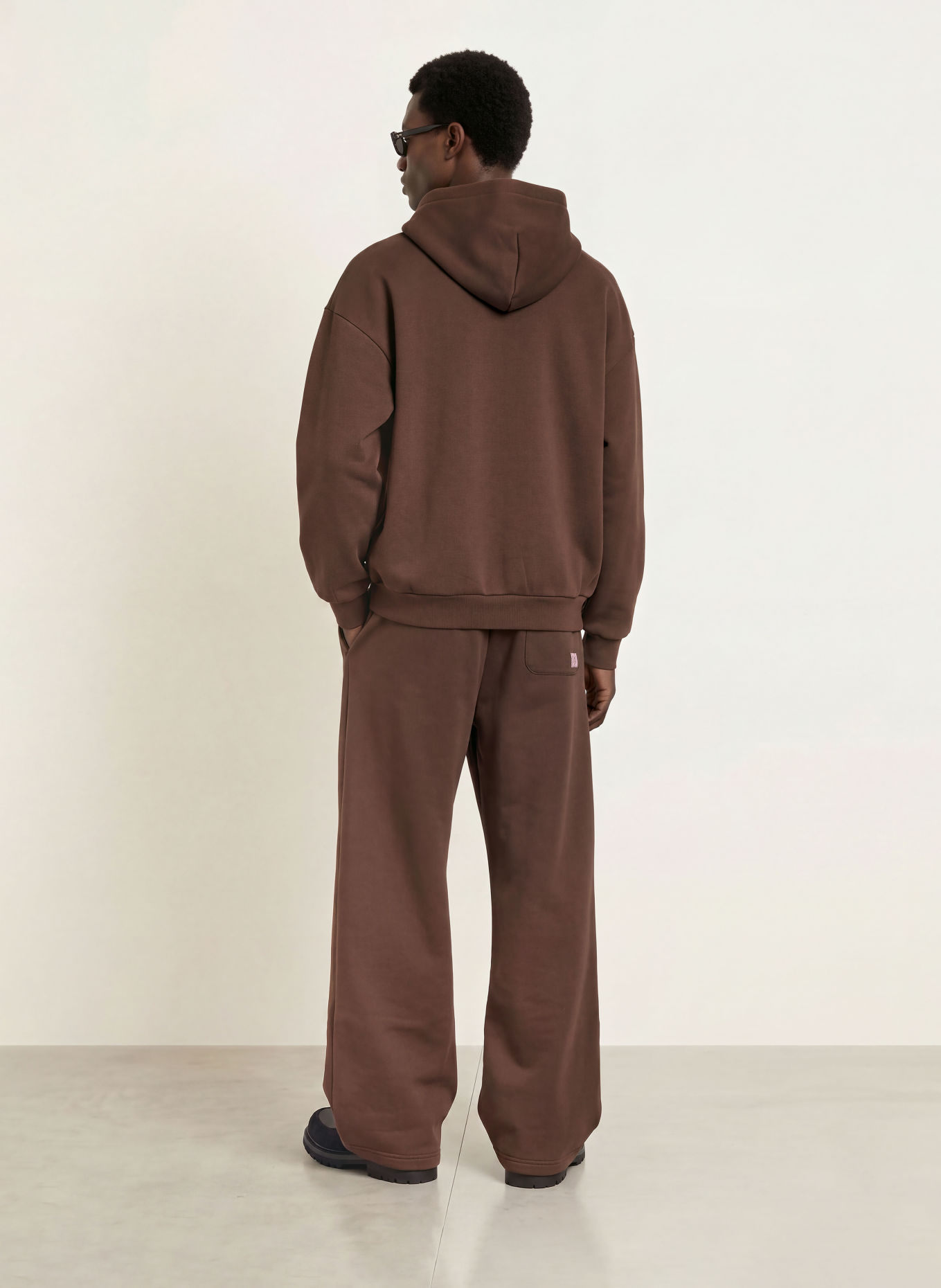 WRSTBHVR Sweatpants ZAYN V4: DUNKELBRAUN