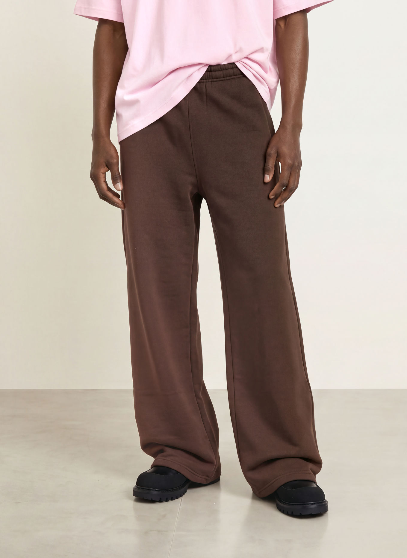 WRSTBHVR Sweatpants ZAYN V4: DUNKELBRAUN