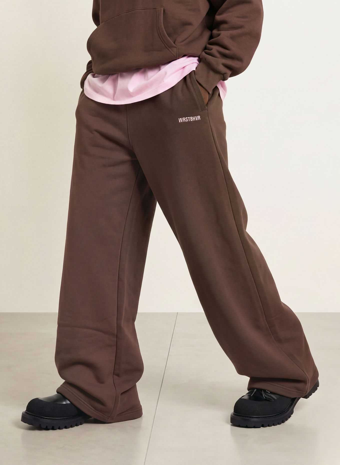 WRSTBHVR Sweatpants ZAYN V4: DUNKELBRAUN