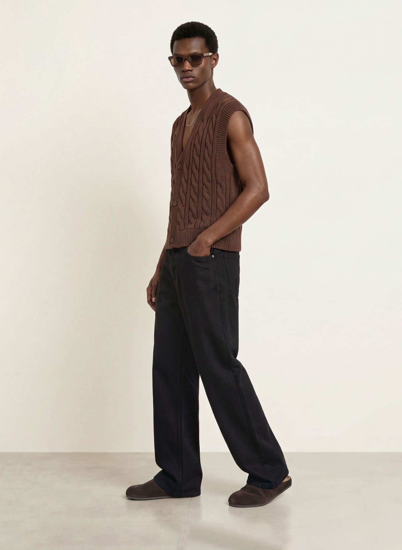 WRSTBHVR IMRAN Knit Vest: DARK BROWN