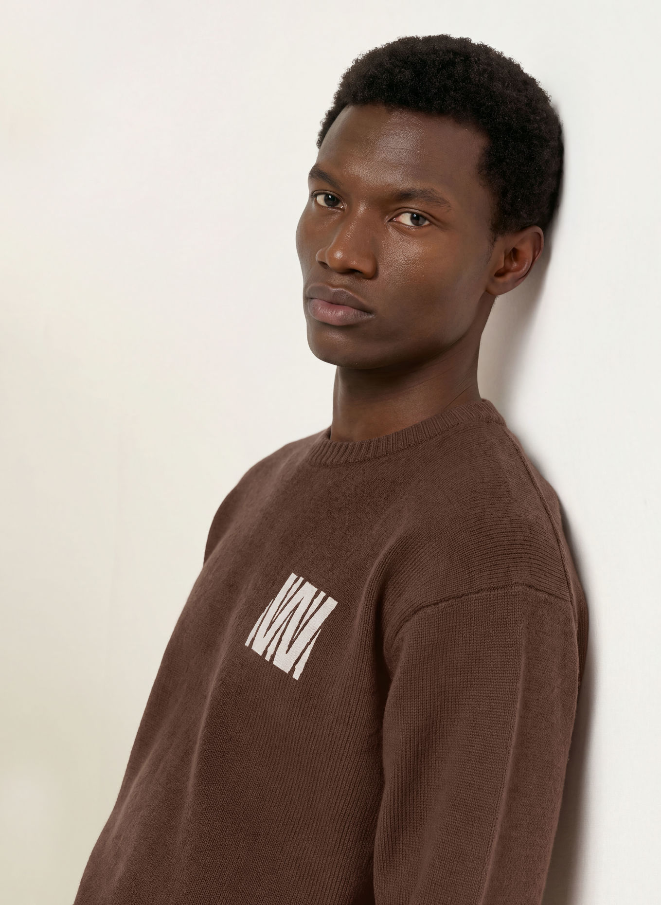 WRSTBHVR Pullover NERIAN aus Merinowolle: DUNKELBRAUN