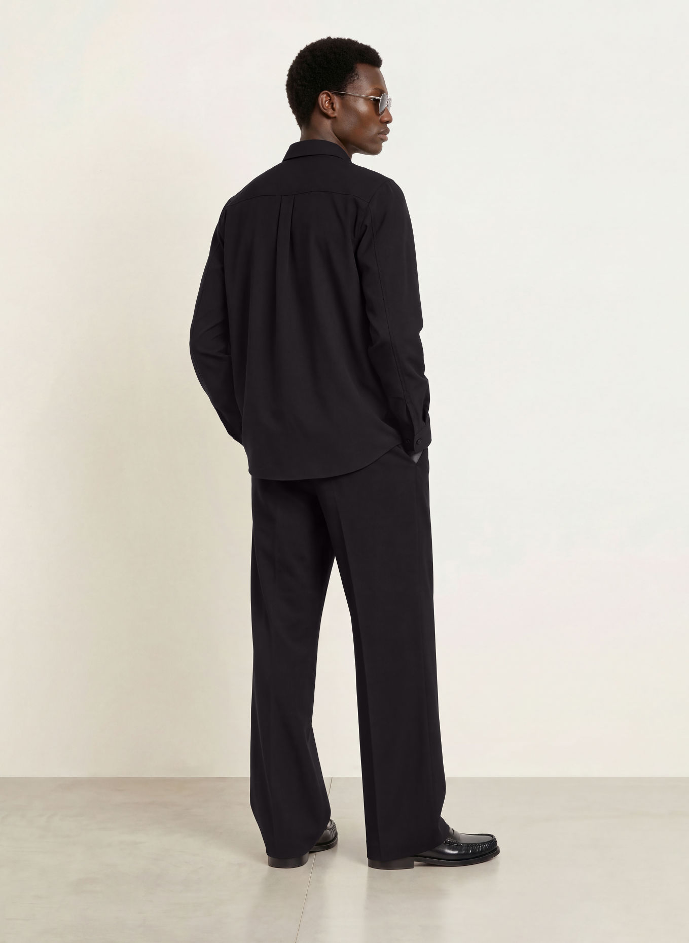 WRSTBHVR Hemd CHADRIN Oversized Fit: SCHWARZ
