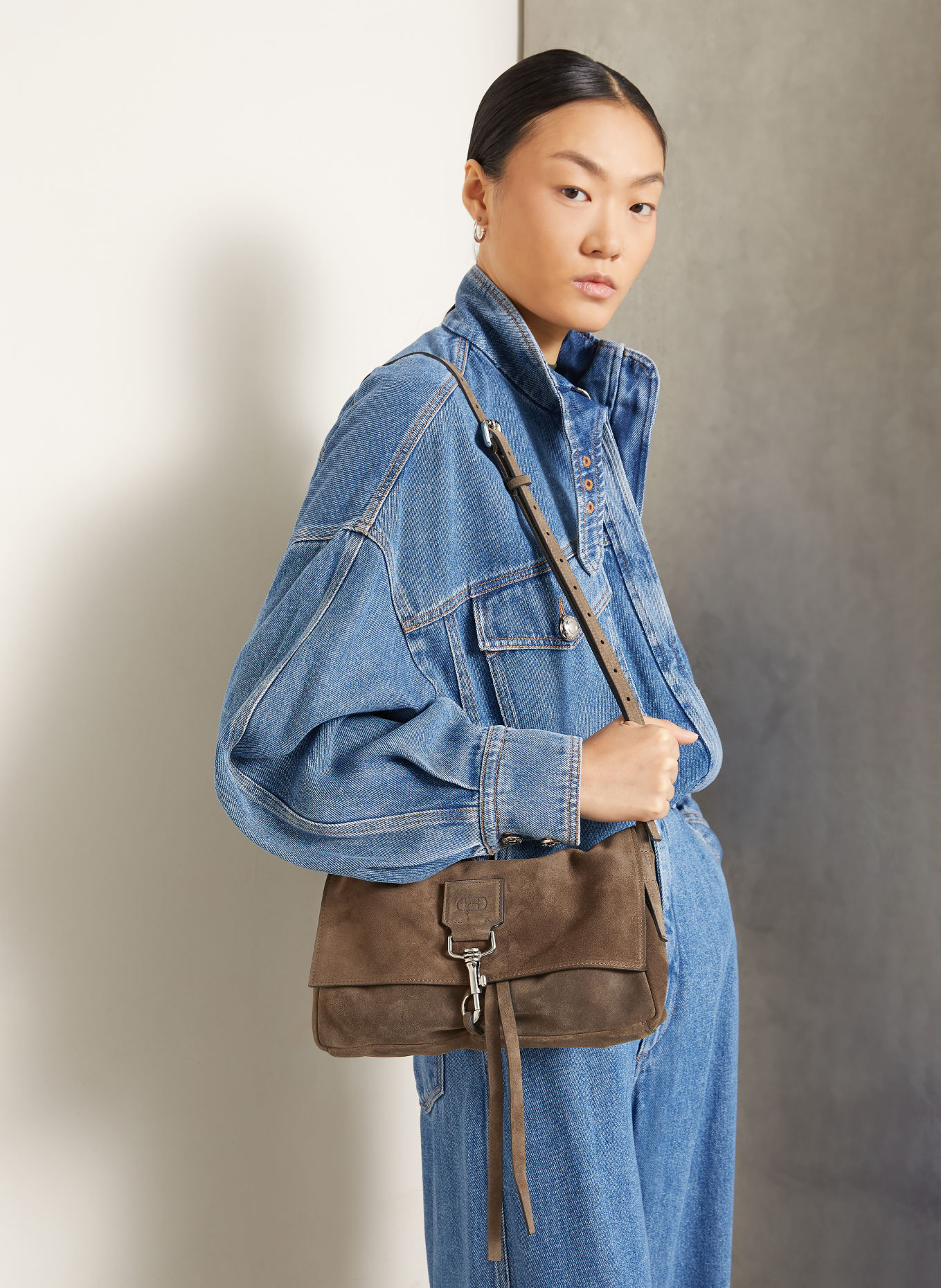 RADICA STUDIO LA BISACCIA MINI Crossbody Bag: BROWN