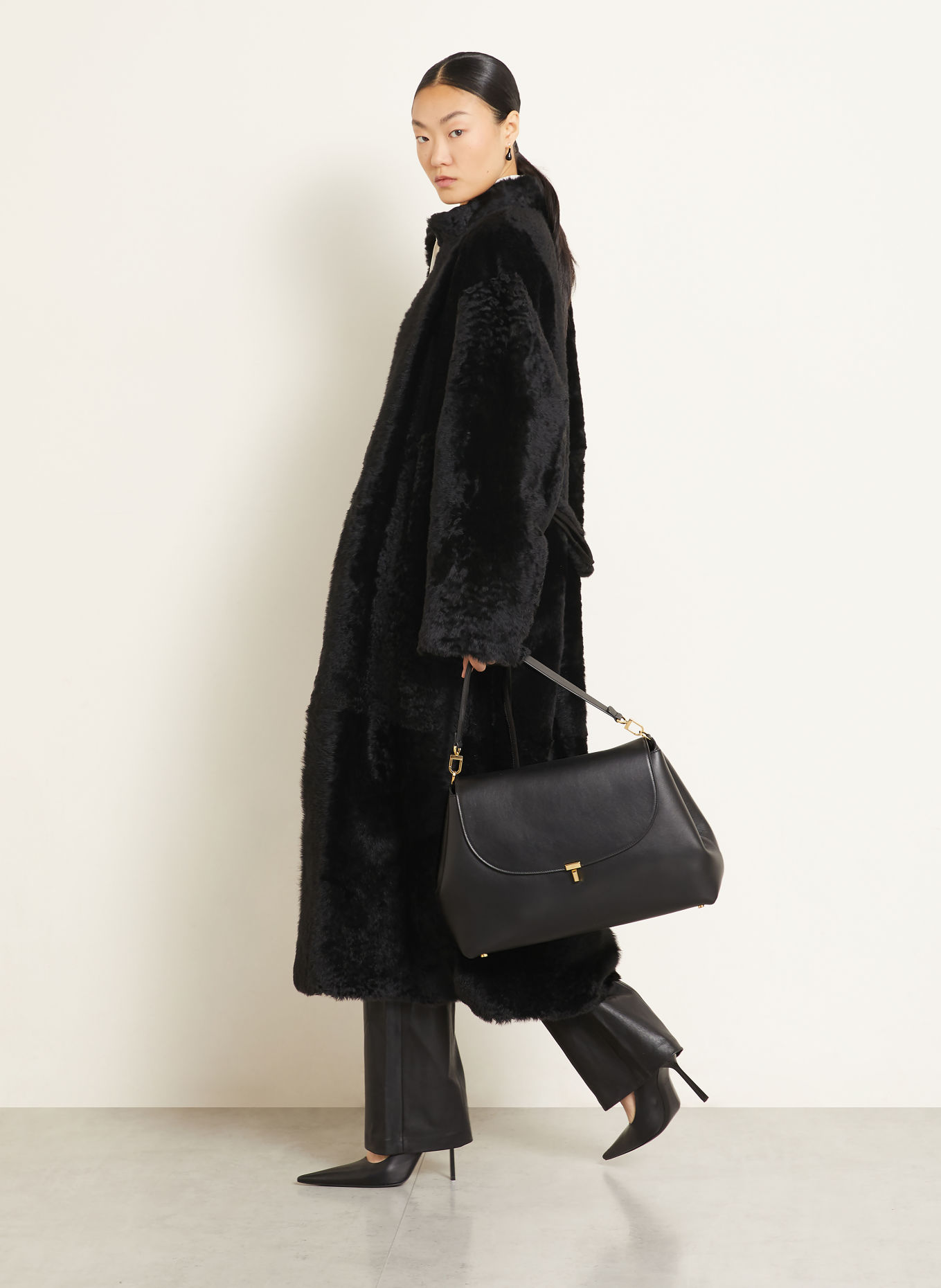 NOUR HAMMOUR Mantel GRACE: SCHWARZ