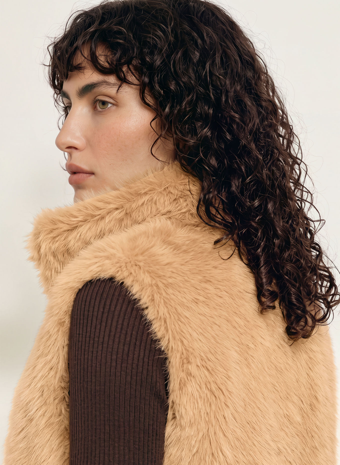 MRS & HUGS Bodywarmer van kunstbont: CAMEL