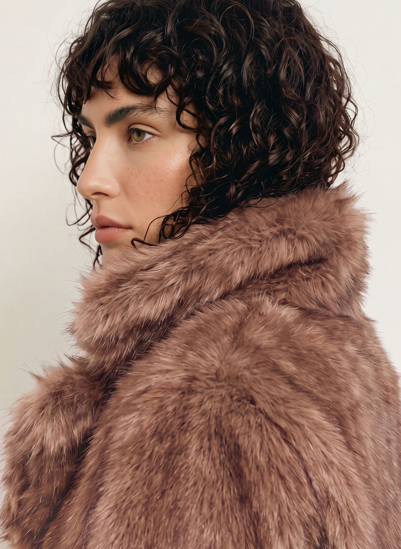 MRS & HUGS Veste en fausse fourrure: MARRON