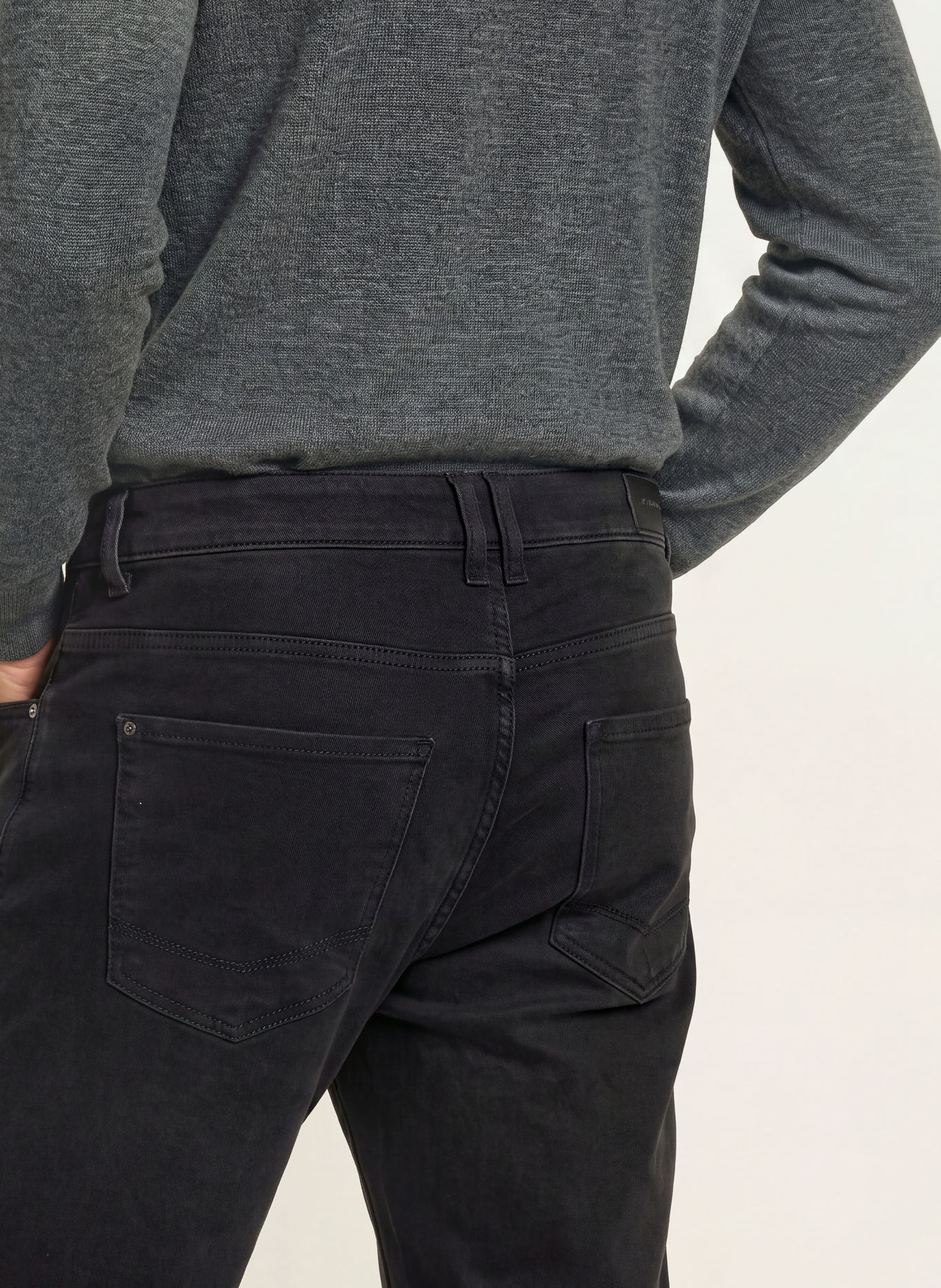 STROKESMAN'S Jean coupe classique: 6900 Black Washed