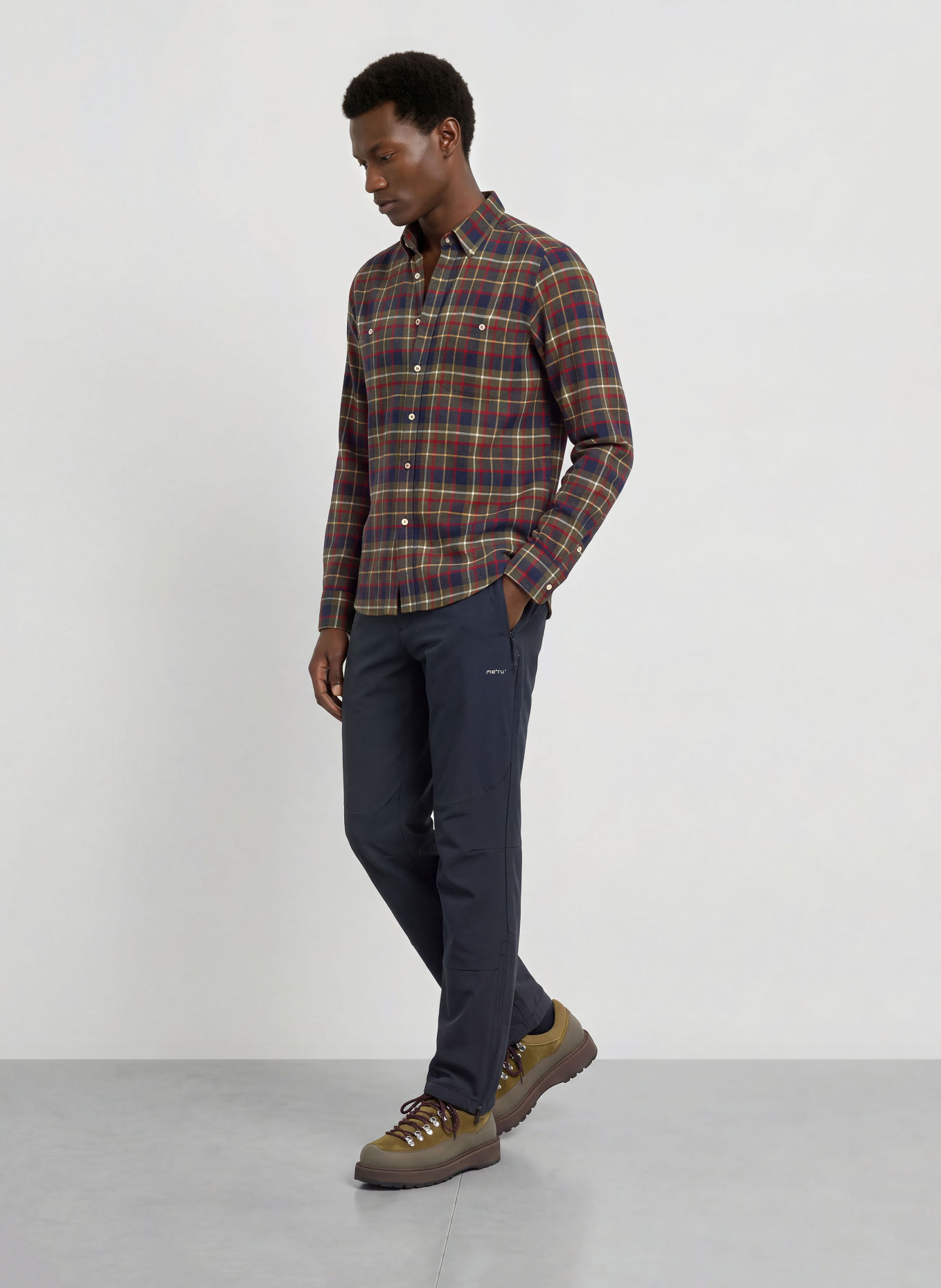 me°ru' WAIMATE Comfort Fit outdooroverhemd van flanel: OLIJF / ROOD / DONKERBLAUW