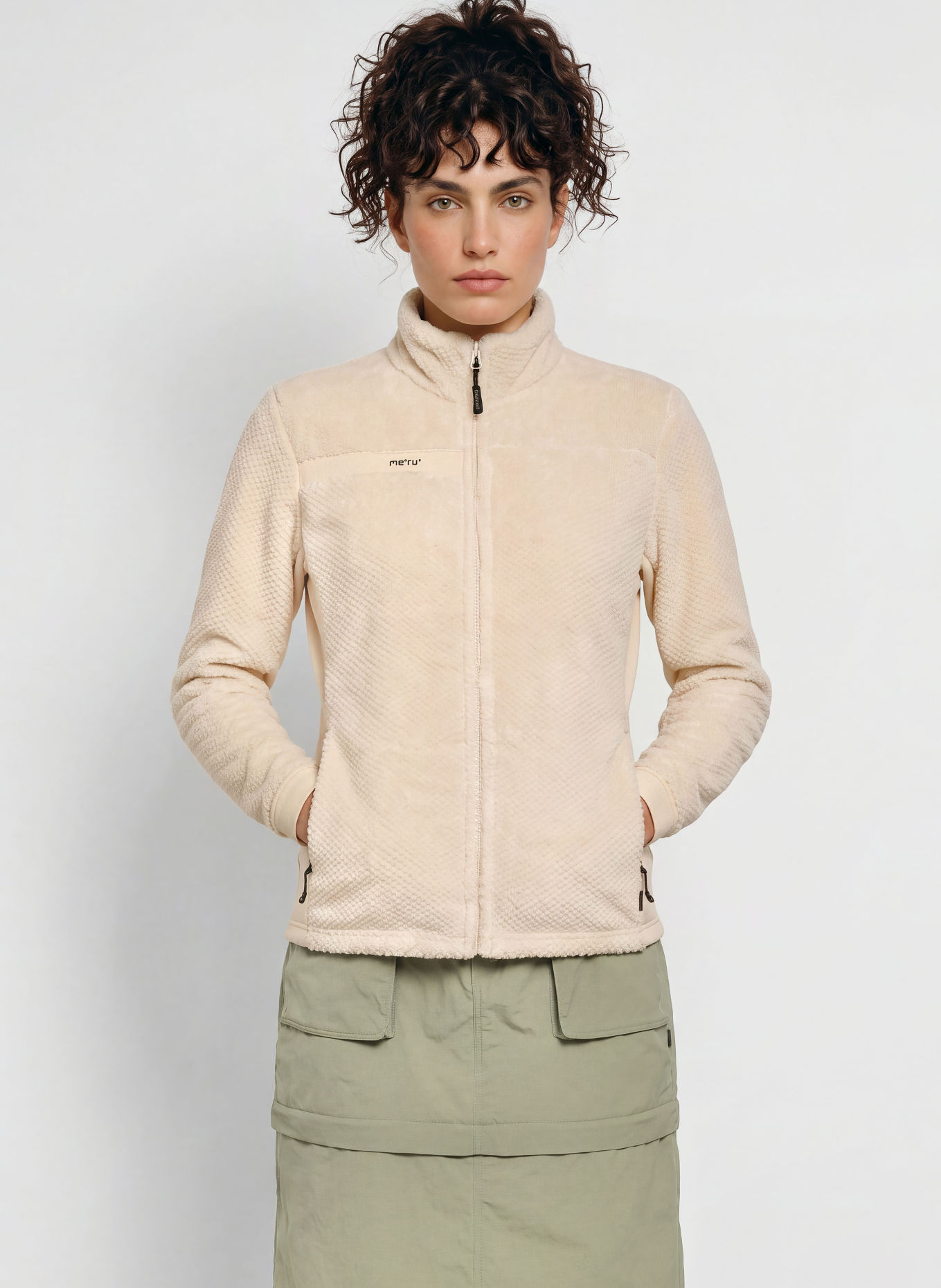 me°ru' ONEROA Fleece Jacket: BEIGE