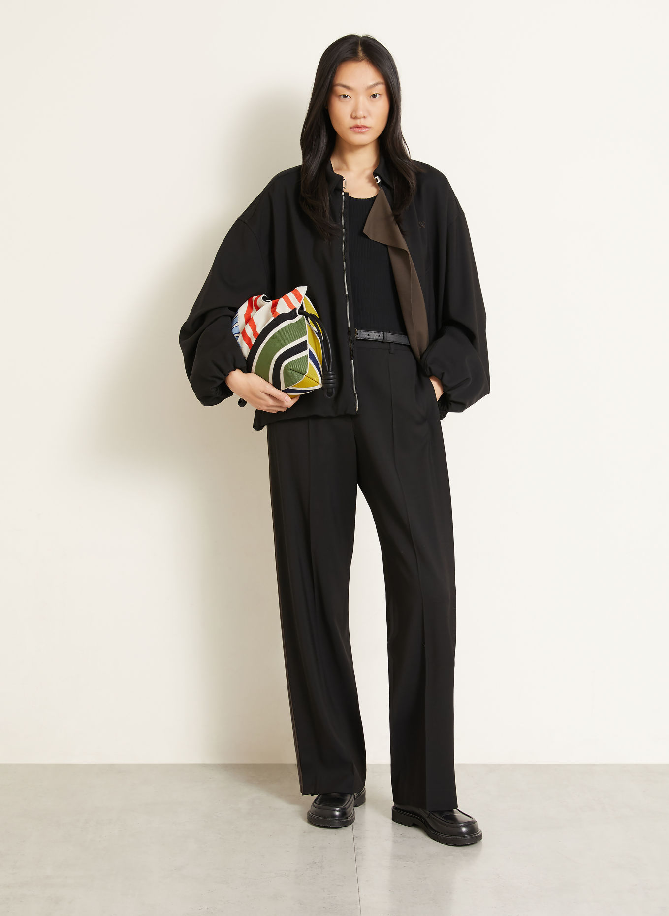 LOEWE Clutch FLAMENCO MEDIUM: ECRU / ROT / HELLBLAU