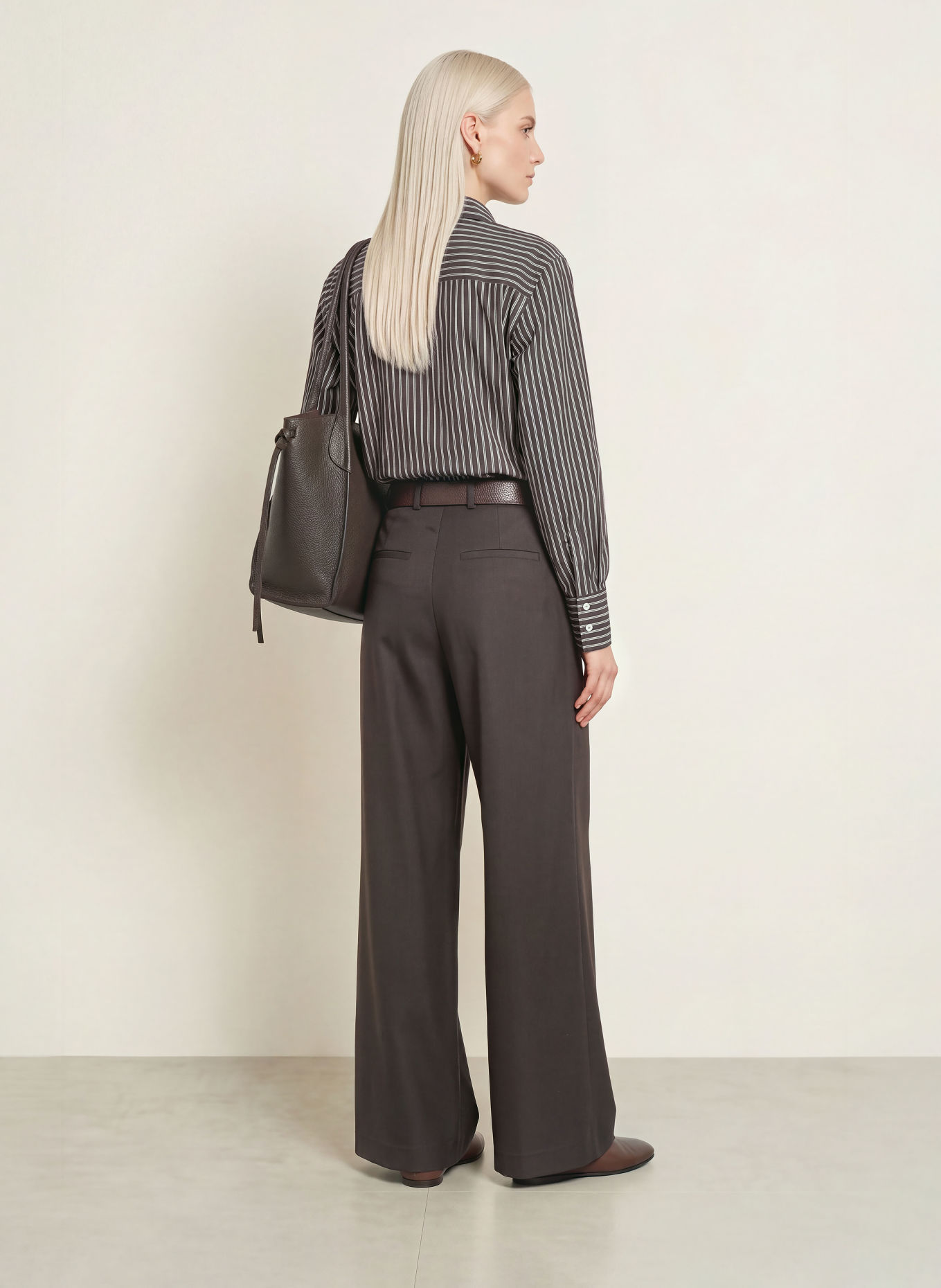 MORE & MORE Tie-neck blouse: DARK BROWN / WHITE