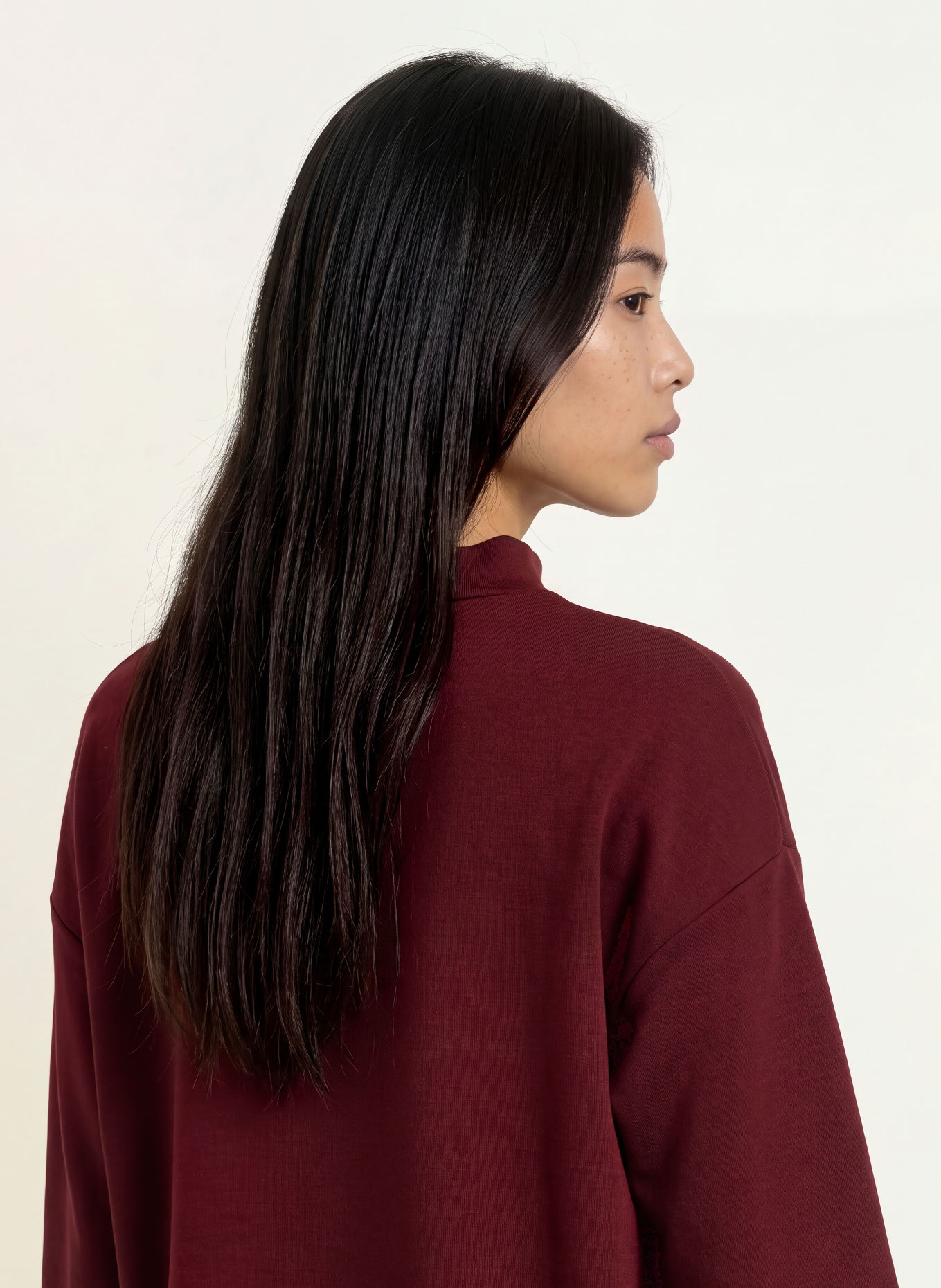 MORE & MORE Sweatshirt: DARK RED