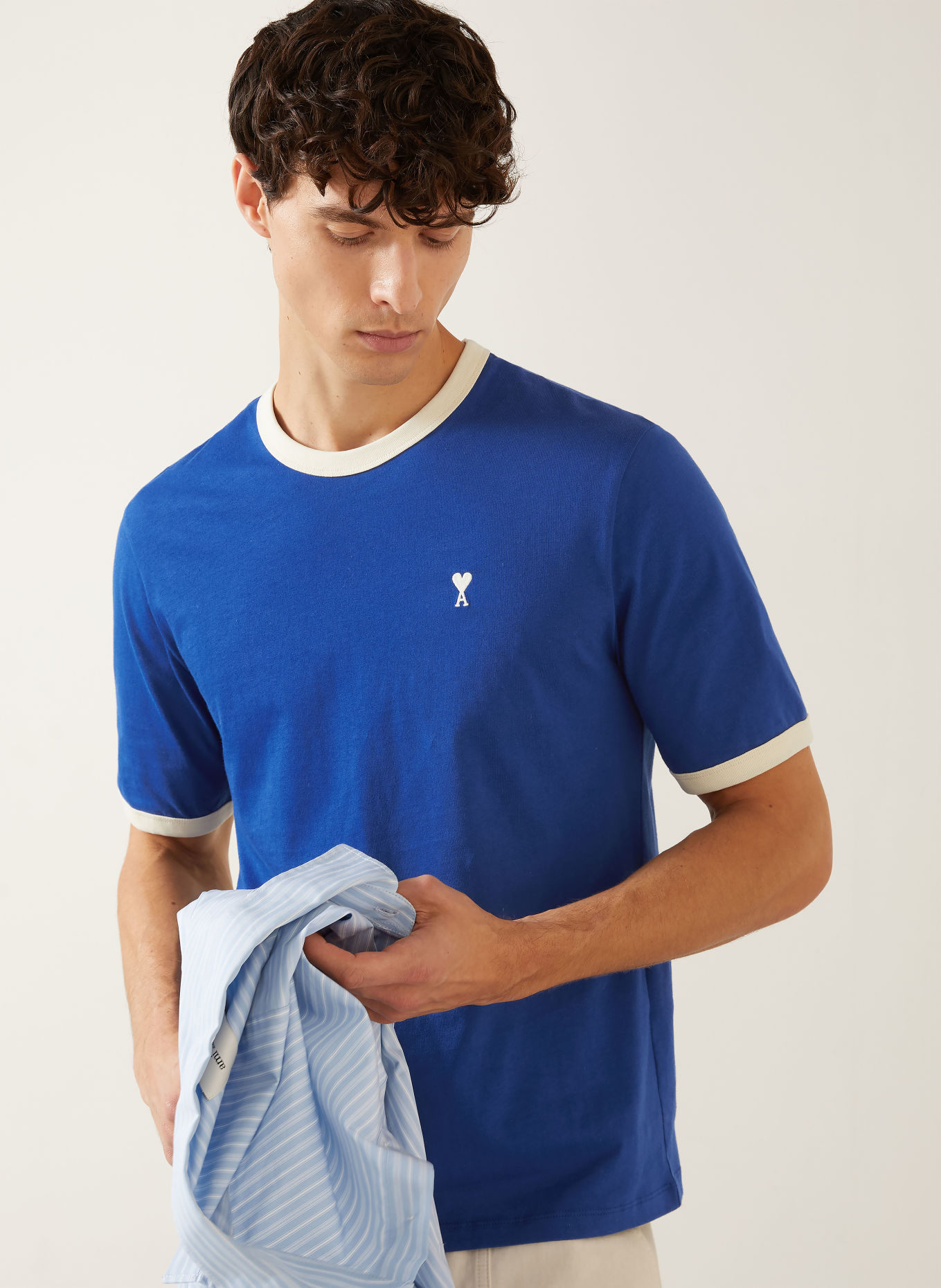 AMI PARIS T-shirt: NIEBIESKI / KREMOWY